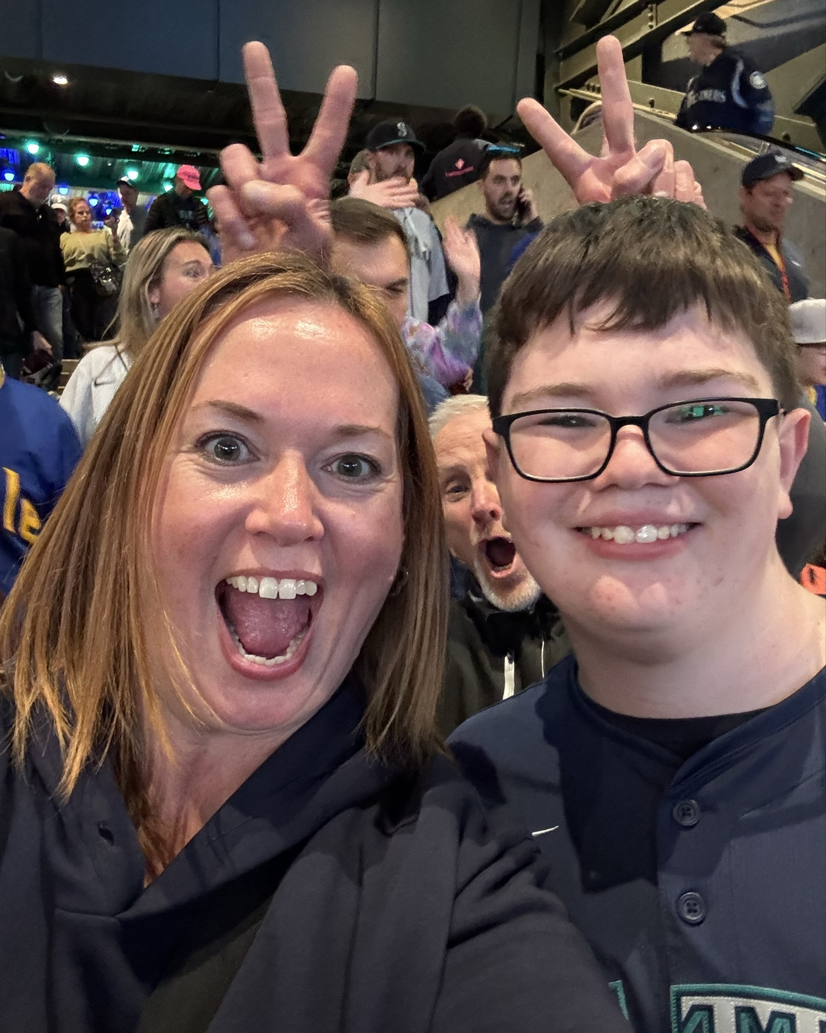 Opening Day at T-Mobile Park ⚾️
There is truly no place I’d rather be than at the ballpark today! 💙 Opening Day is finally here, and the energy in Seattle is unmatched.
Ready to cheer on our Seattle Mariners as they take the field for the first time this season! Whether you're heading to the stadium or hosting a watch party at home, I’ve linked my favorite game-day essentials below—from the perfect layering pieces for that PNW spring breeze to the accessories every fan needs. Go M’s! 🔱⚾️

#SeattleMariners #TridentsUp #MLBOpeningDay #GameDayStyle #T-MobilePark #SeaUsRise



#LTKActive #LTKSeasonal #LTKmomlife