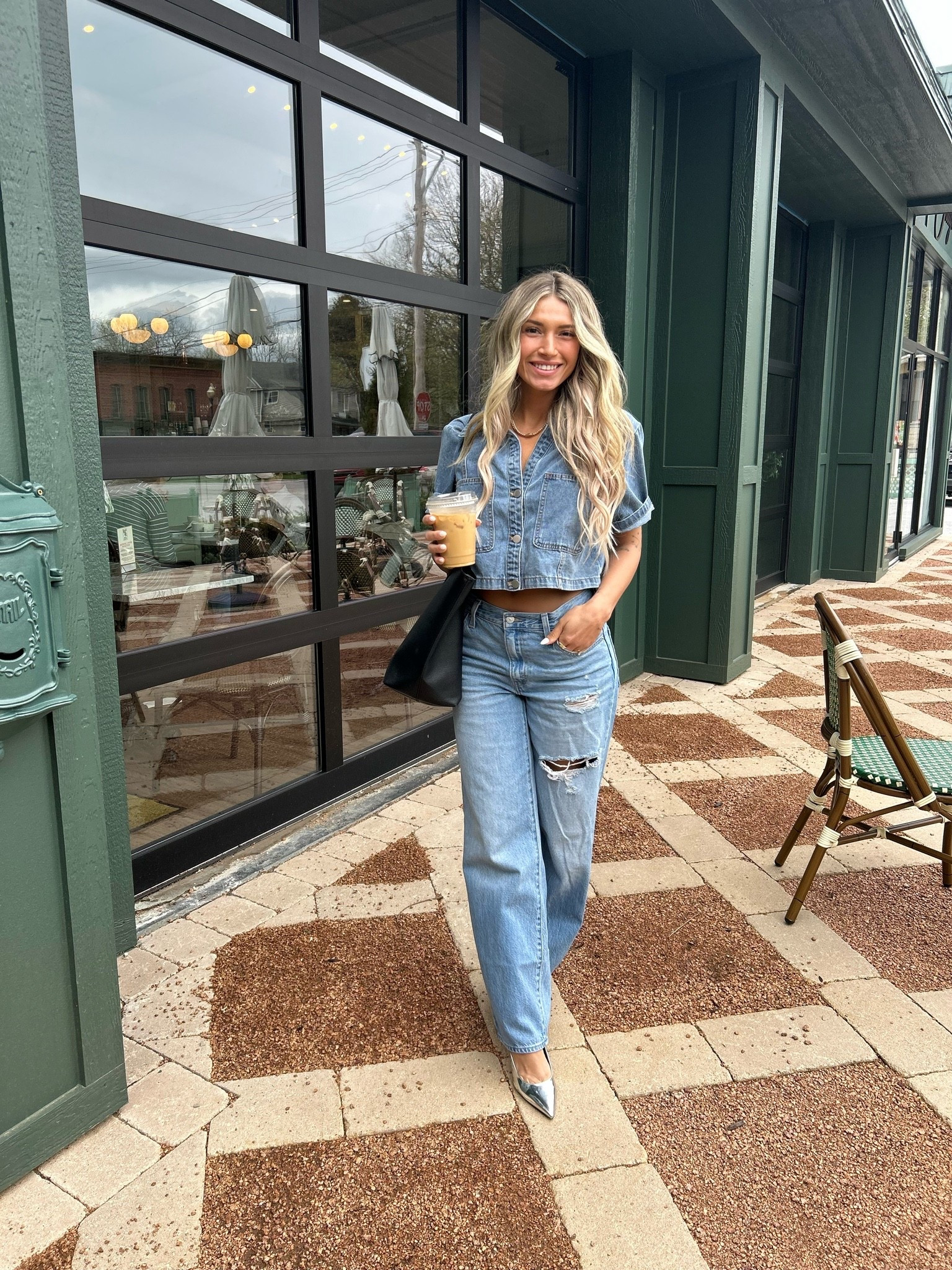To me a denim on denim is always a staple fit choice! #denim #levis #amazon

#LTKootd #LTKdayinmylife #LTKgrwm