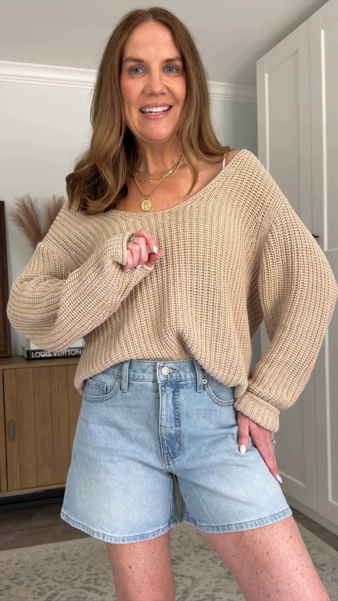 I love the fit of Agolde Parker shorts but they’re $158🙅🏼‍♀️ I found us look for less options from Target ($28) and Walmart ($18). The Target style has a 4” inseam, similar distressing and a slightly baggy fit; and the Walmart pair has a 5” inseam, a finished hem and a modern flattering fit. You can’t go wrong! Size down in the Target pair and stay tts in the Walmart style. I wear a 4 in the Target, and a 6 in the Walmart.

Designer inspired, affordable fashion find, Walmart fashion, Target style, midi length denim shorts, the best shorts for women over 40, the most flattering jean shorts, warm weather style

#LTKootd #LTKSeasonal #LTKOver40