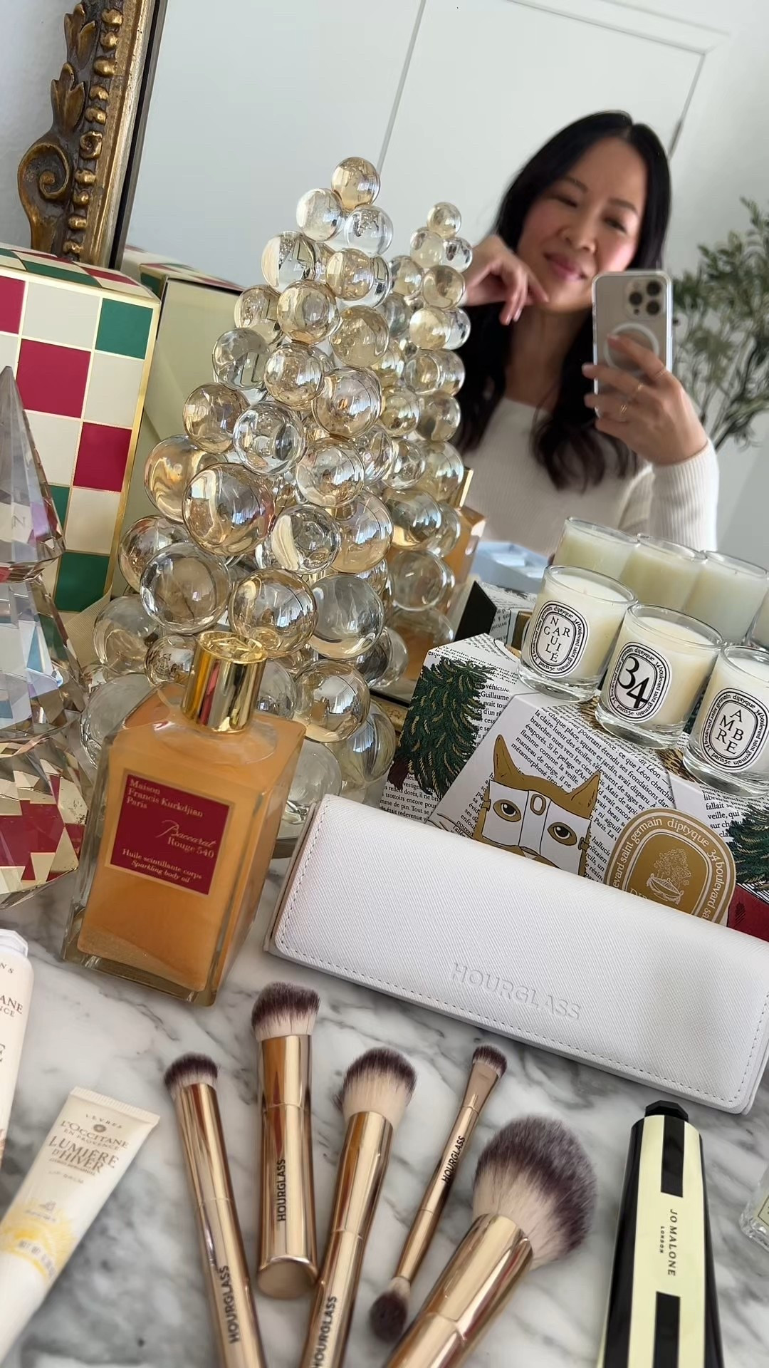 Excited to share my first holiday gift guide of the season with the best finds for the beauty lover at @nordstrombeauty! They have tons of cute sets at all price points whether you’re looking for stocking stuffers, gifts for the home or luxury splurges. Love that they have something for everyone.

Hourglass Travel Brush Set
Baccarat Rouge 540 Sparkling Body Oil
also available in a mini as part of a trio (linked in my LTK)
L’Occitane Hugs + Kisses Duo (this is under $25)
Jo Malone Holiday Favorites Set
Westman Atelier Mini Petal Set
Dolce & Gabbana Kiss My Gloss! Duo in Whisper
Phlur Mini Trio
Byredo and Diptyque Candle sets

You can find everything linked in my @shop.ltk #liketkit

#NordstromPartner

#LTKGiftGuide #LTKBeauty #LTKHoliday