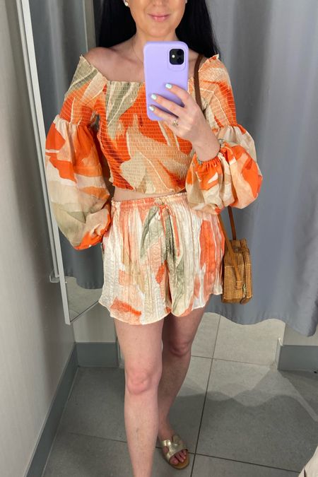 H&M new in, new in H&M, H&M Summer, Evening outfit ideas, printed shorts, summer outfit, going out outfit ideas, printed smock top, printed shorts 

#LTKtravel #LTKeurope #LTKunder50