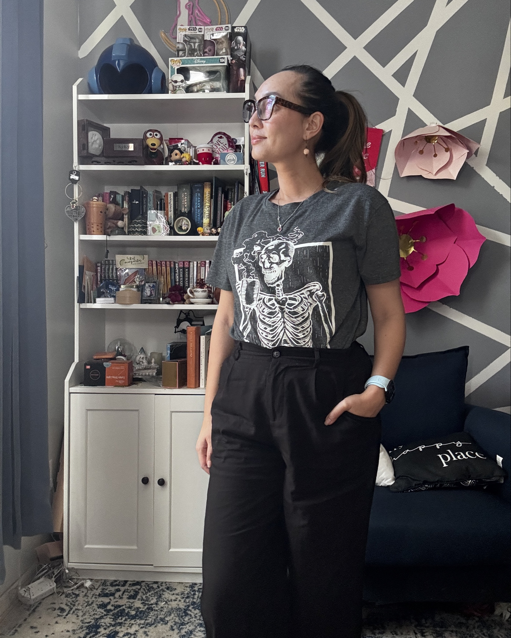 Dressing up one of my favorite tshirts 
Day 09 of my 30-day challenge to wear my closet that’s NOT loungewear. 

#LTKWorkwear #LTKSpringSale #LTKStyleTip