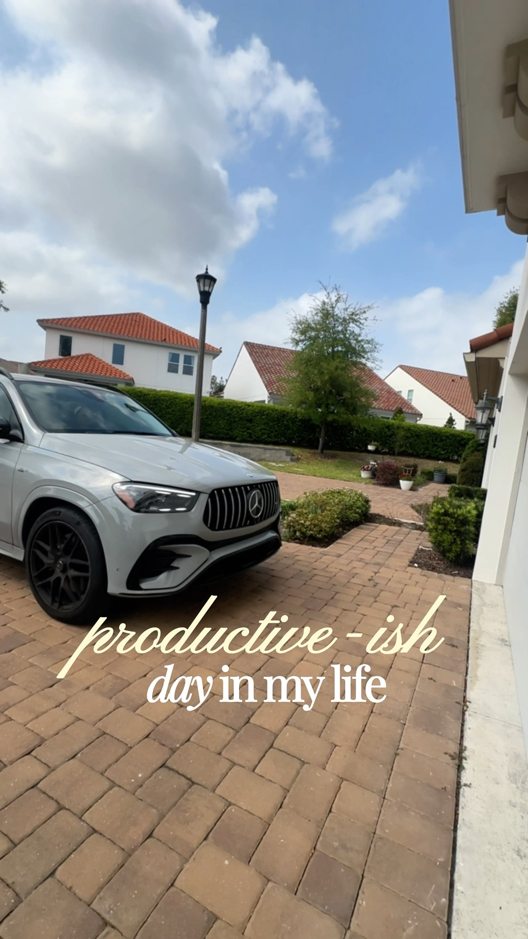 a realistic productive day in my life 👩🏼‍💻🏃🏼‍♀️✨ errands, emails, unboxing pr packages & planning my week

#LTKvlog #LTKHome #LTKdayinmylife