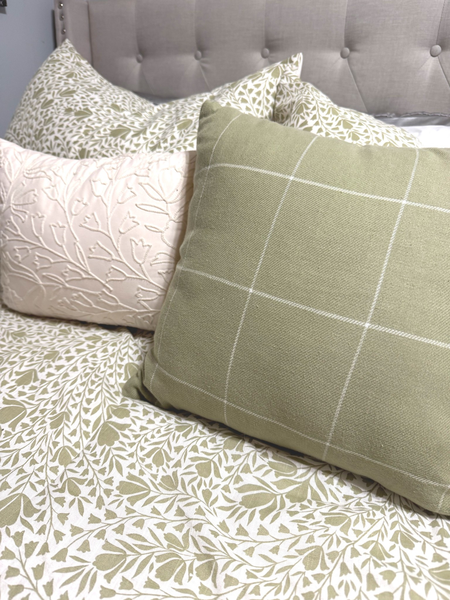 Target is having a sale on select bedding and our comforter set is on sale 🙌

#LTKFamily #LTKFindsUnder100 #LTKHome