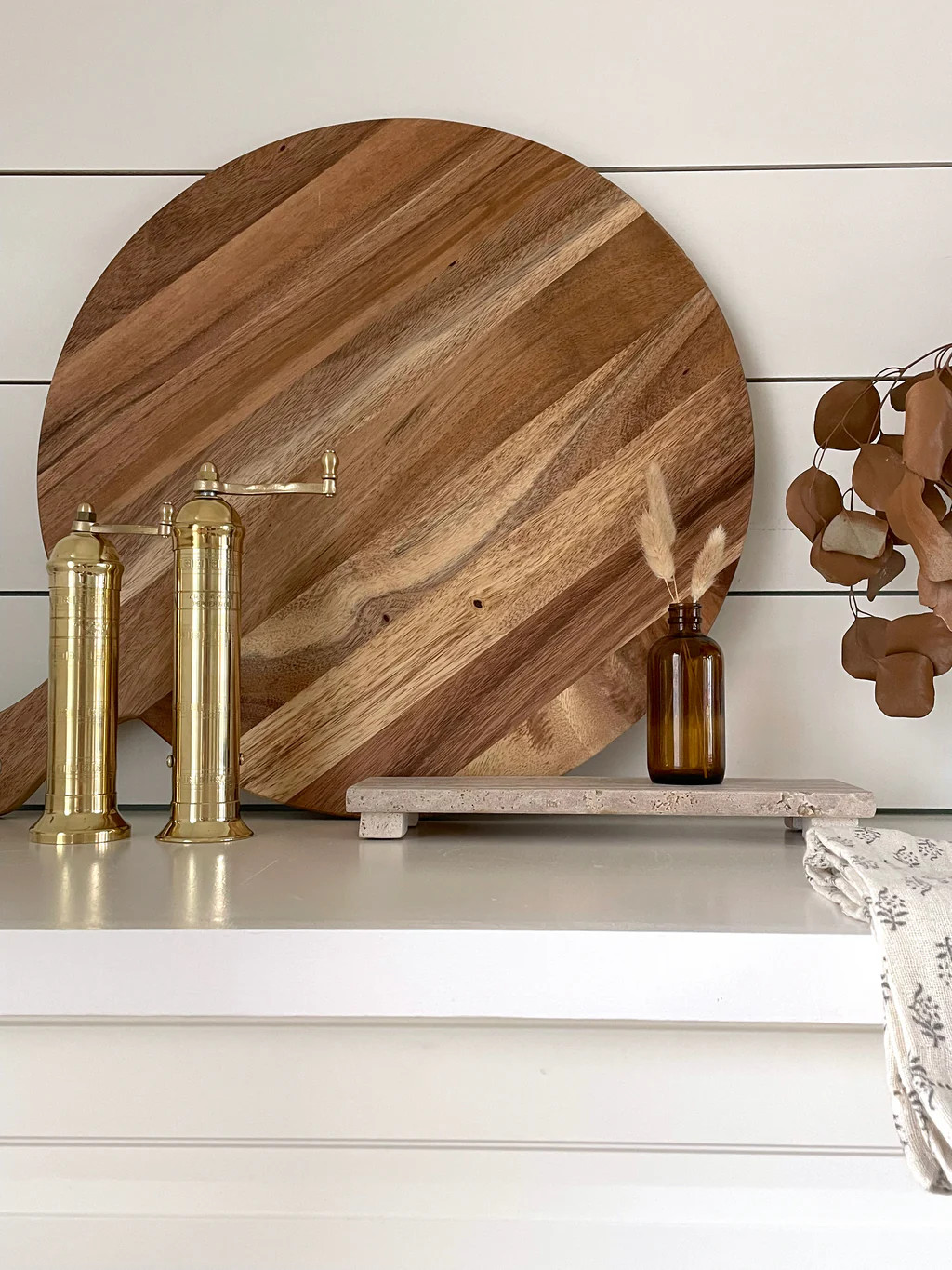 Arbor Round Wood Boards | Pepper + Vetiver