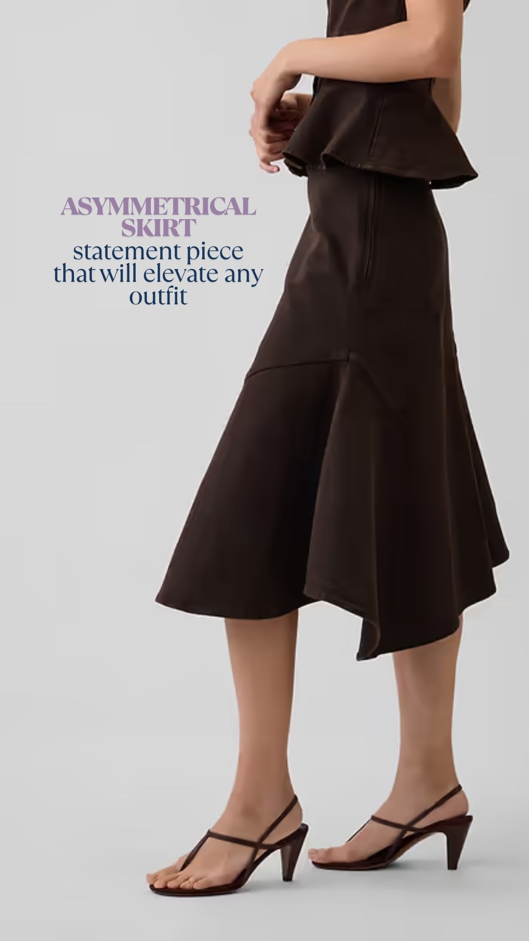 Cutest denim skirt for fall fr Gap. Style with knee high boots or slingback pump