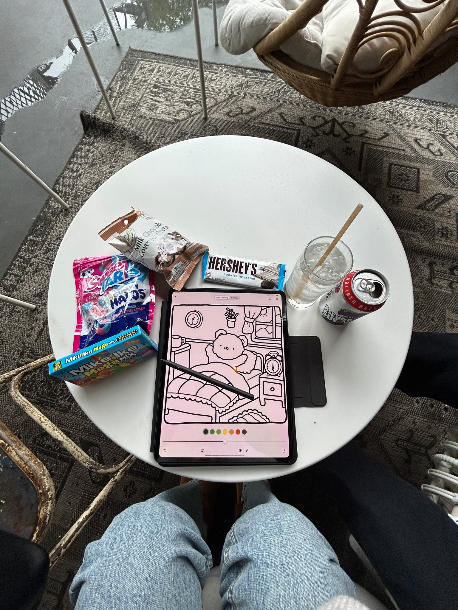 Spending the rain day chilling 



#LTKGiftGuide #LTKSummerEdit