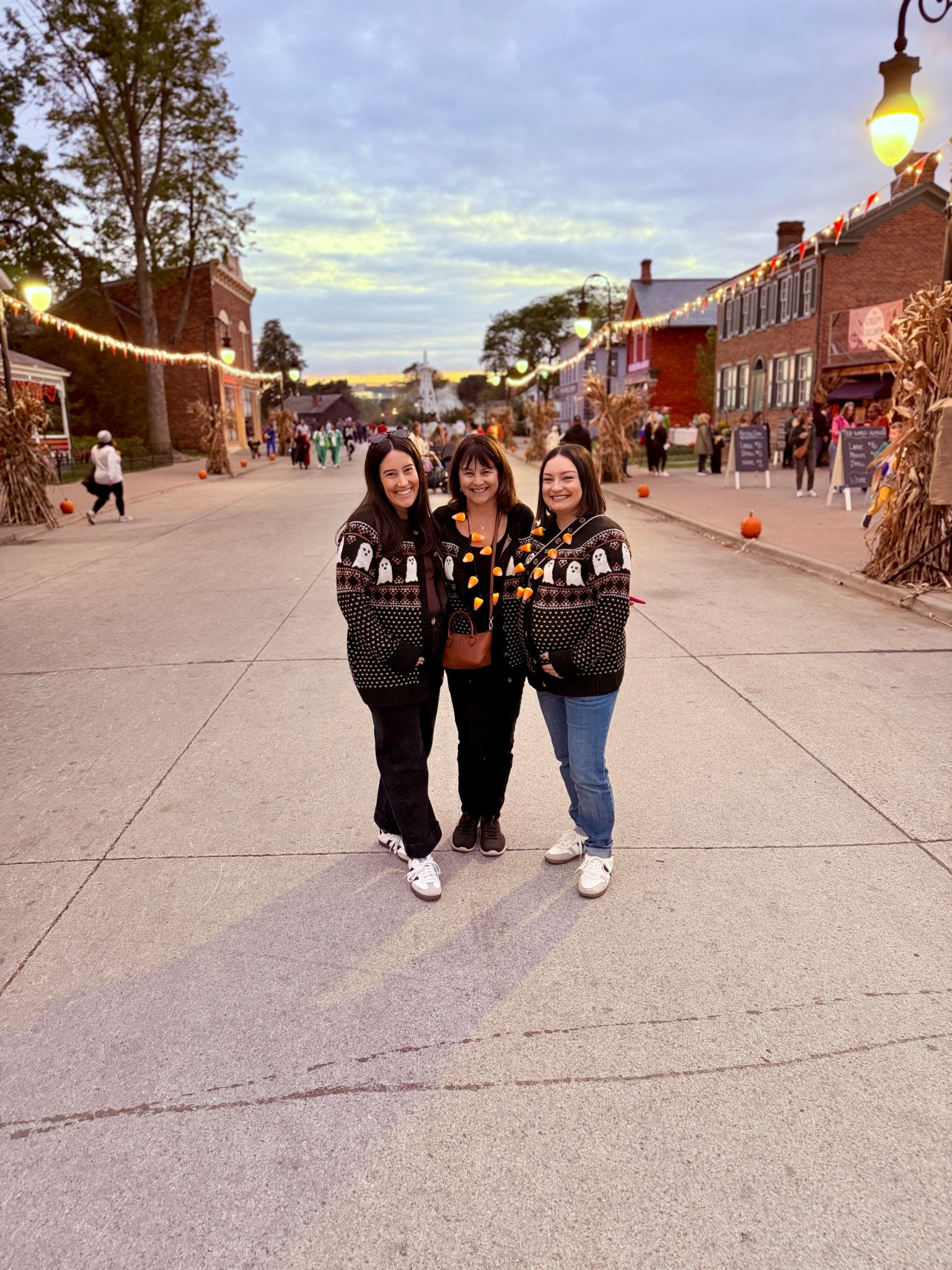 we love a matching moment 

#LTKBump #LTKFamily #LTKHalloween