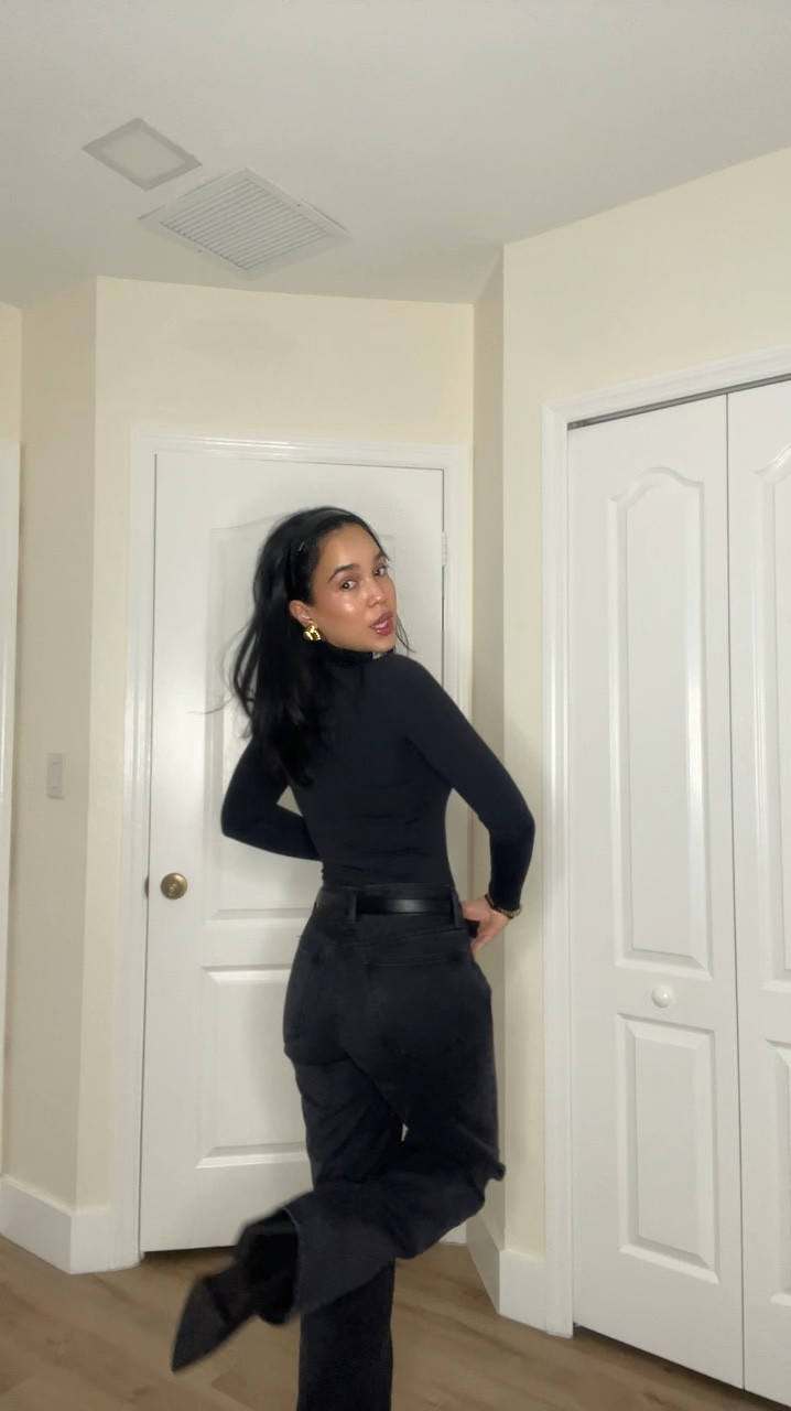 Aritzia style, fall fashion, fall outfit, black outfit, fall capsule wardrobe, aritzia clientele

#LTKWorkwear #LTKStyleTip #LTKSaleAlert