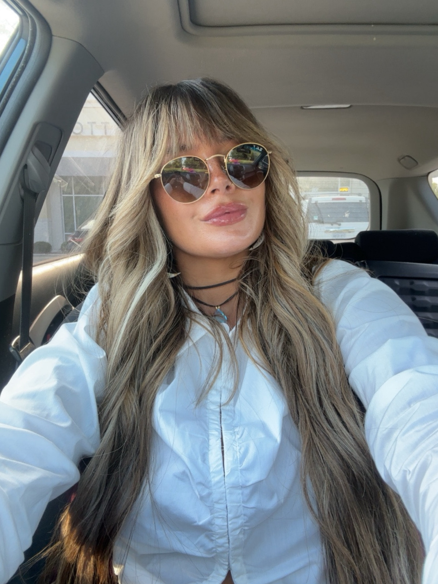 My favorite every day sunglasses 

Sunglasses | sunnies | accessories 
#sunglasses #accessories #rayban #fallaccessories 

#LTKStyleTip