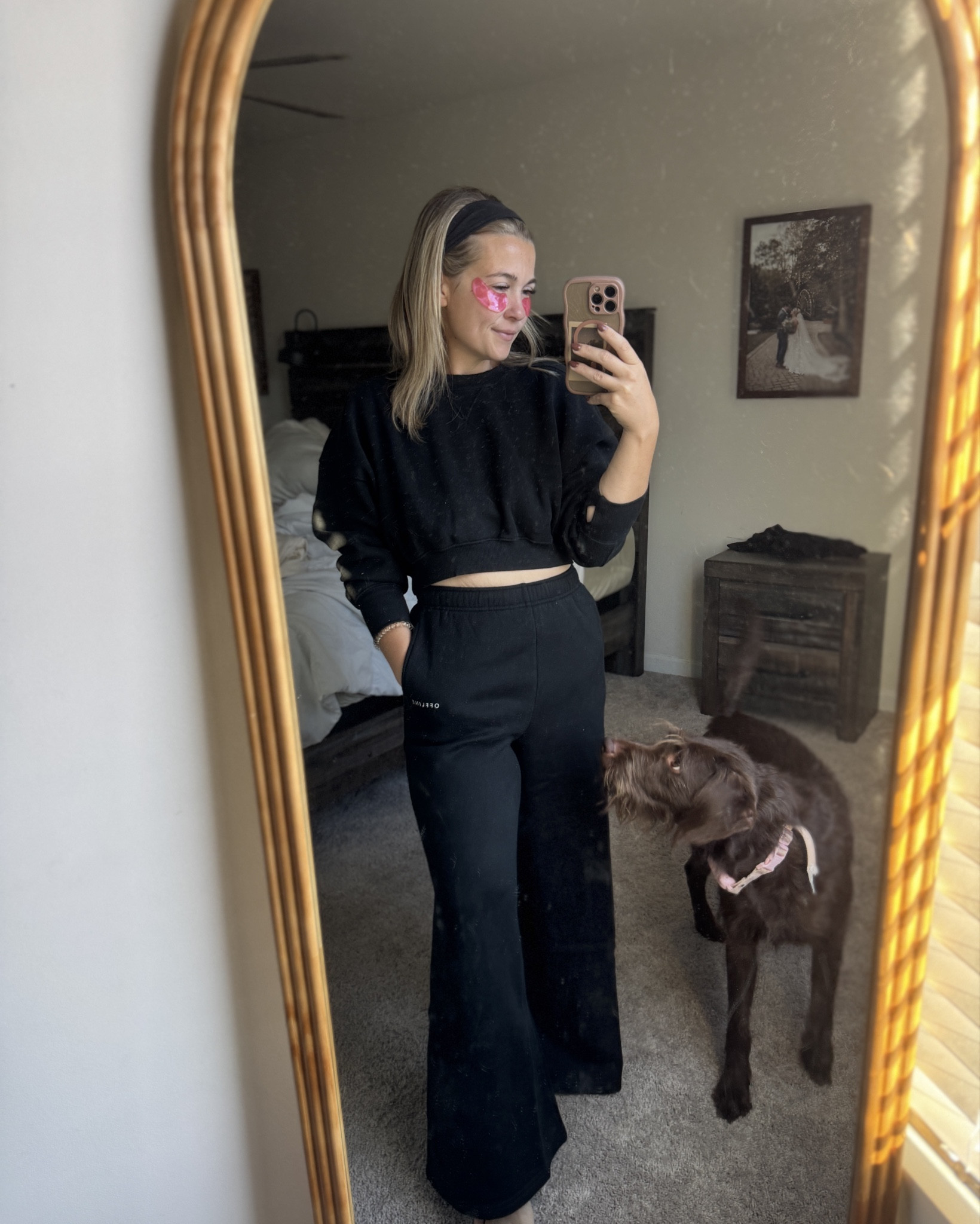 My absolute favorite sweatpants in a wide leg option! Short length available for us short girlies too! Super soft & very comfy! You can complete the matching set with a few options for the top! #aerie 

#LTKU #LTKActive #LTKSaleAlert