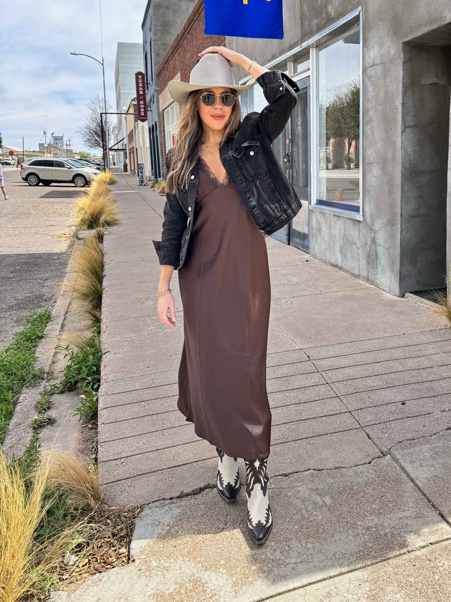 This denim jacket is such a timeless closet staple. The dress is also so versatile & would be cute paired with a sweater and sandals for a more casual look  

#LTKstyletip #LTKshoecrush #LTKFestival