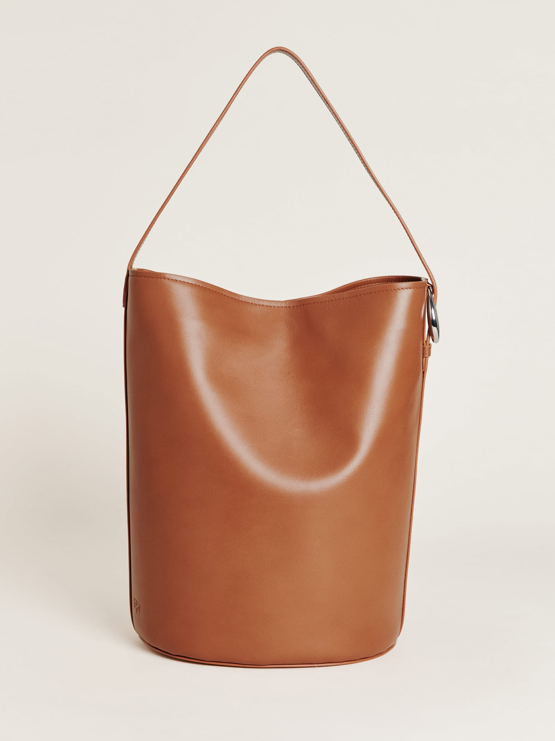 Seleena Bucket Bag | Reformation (Global)