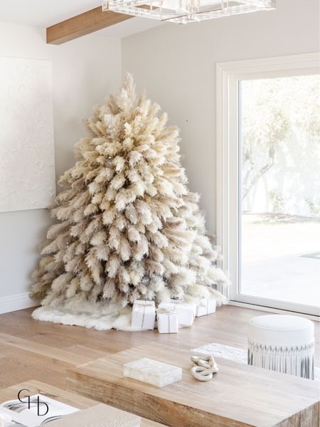 Shop our pampas to get this pampas tree look 🪄

#LTKHoliday #LTKSeasonal #LTKhome