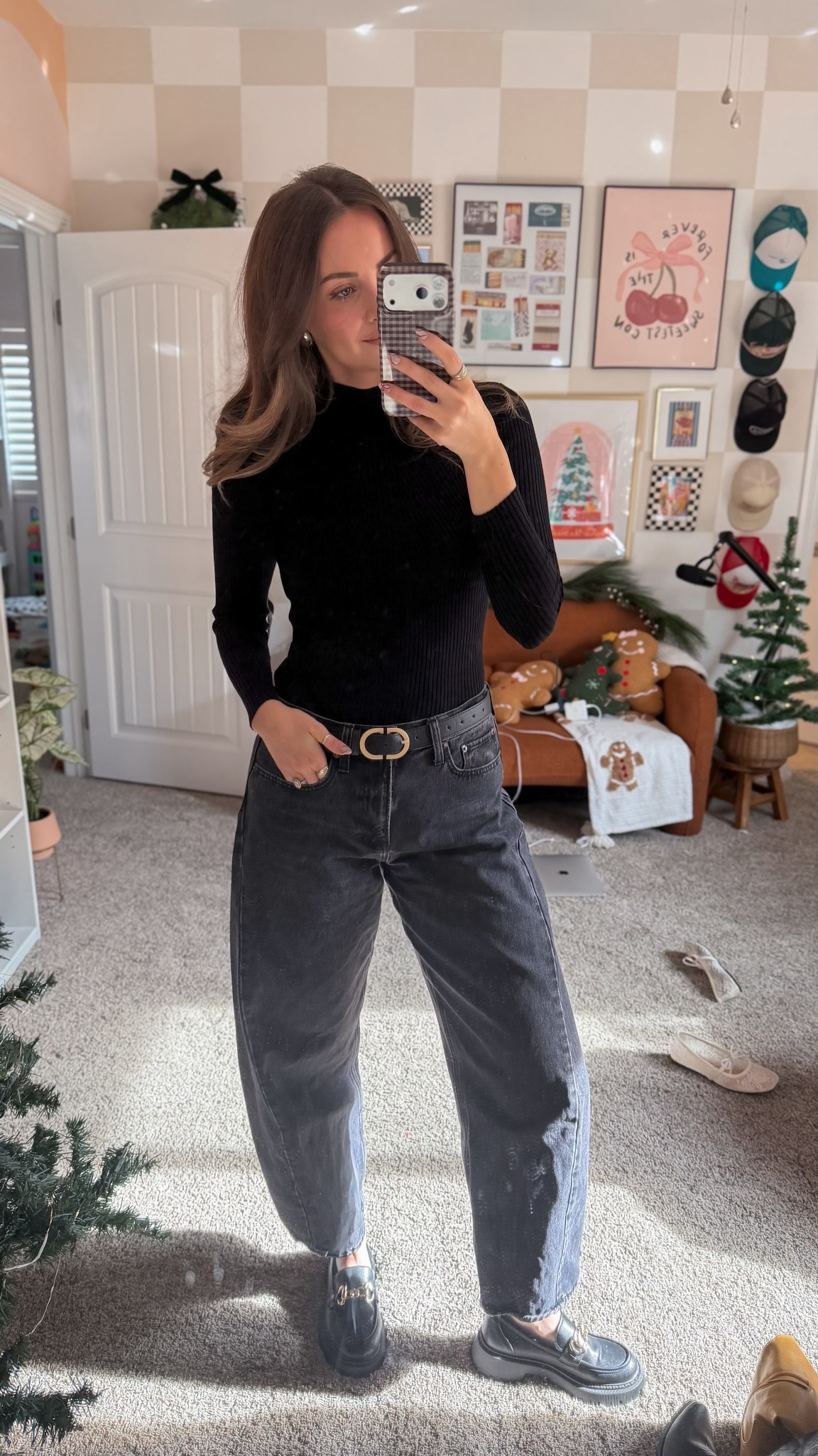 Small black sweater, 27 long black barrel jeans, 7 loafers