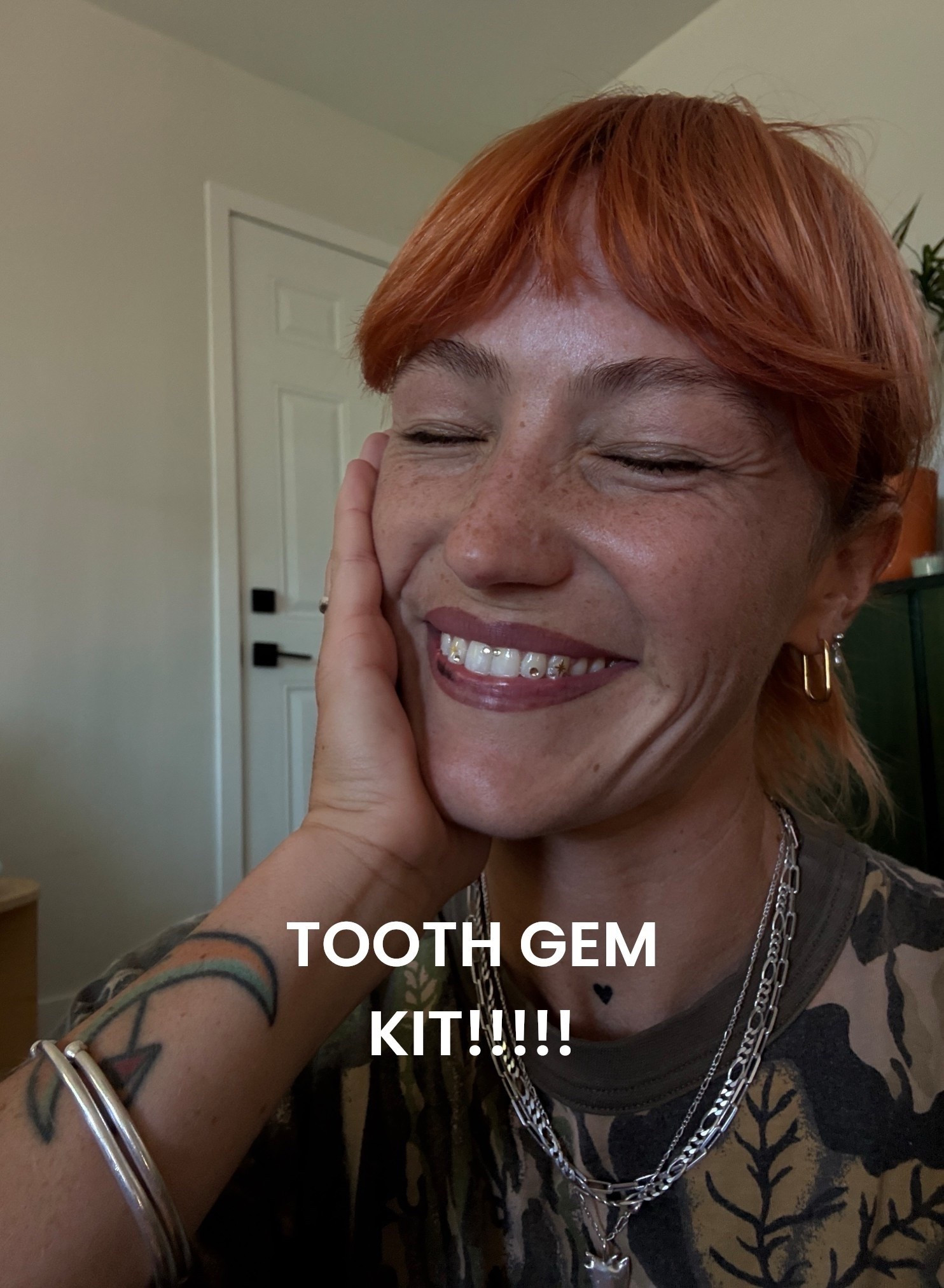had to stop myself from getting too carried away because this is soooo easy and so fun 💅 tooth gems baby!!!

#LTKU #LTKStyleTip