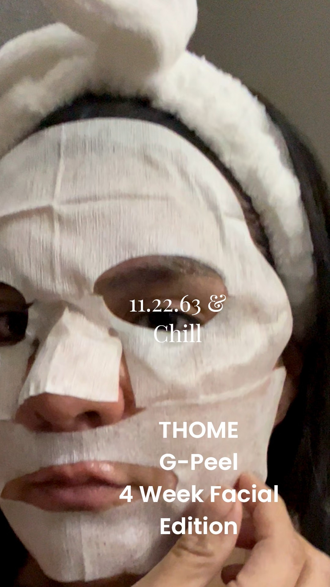 Watching my show and easily applying my Thome G-Peel Face Mask 🤩✨