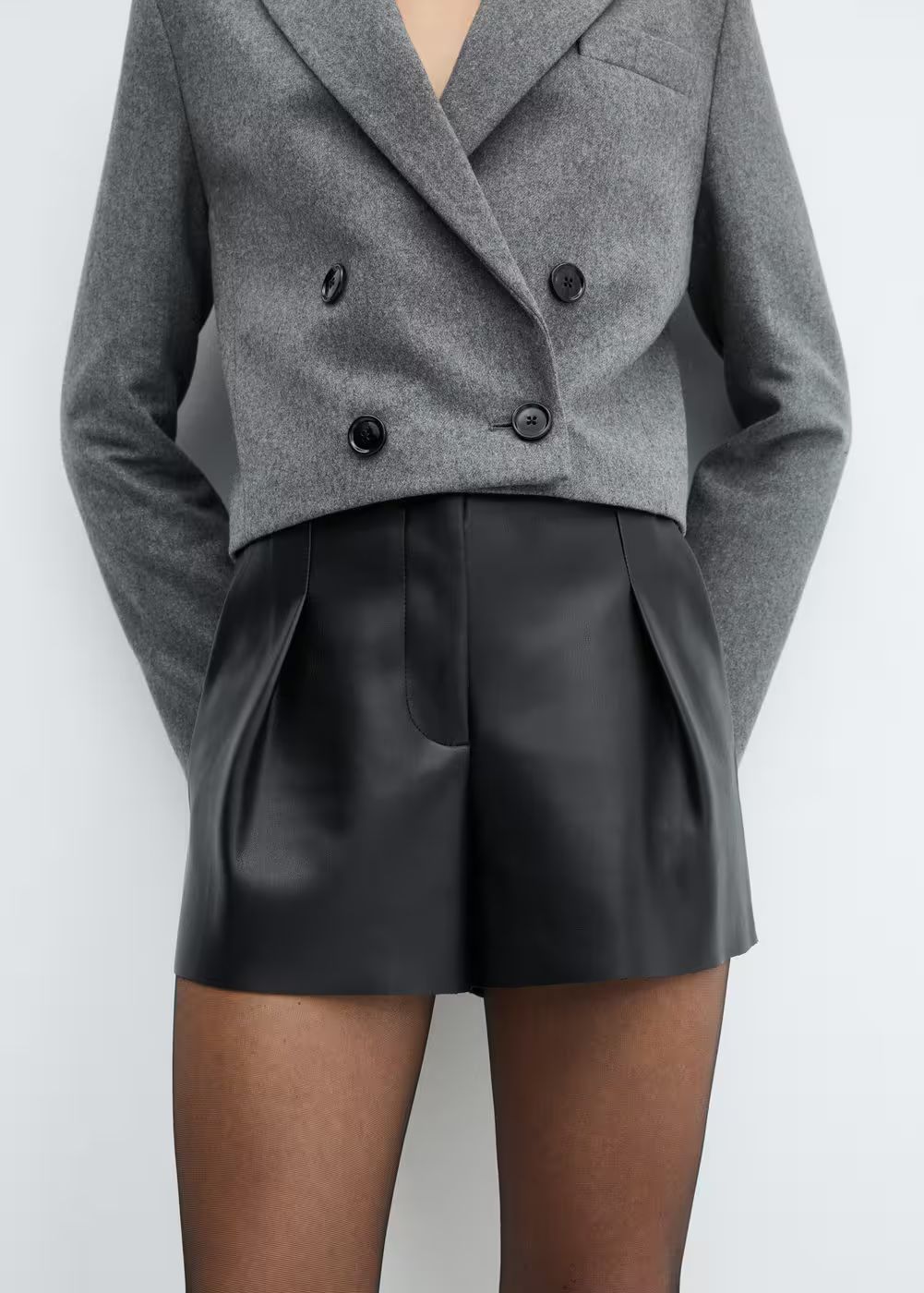 Skin-effect pleated shorts -  Women | Mango USA | MANGO (US)