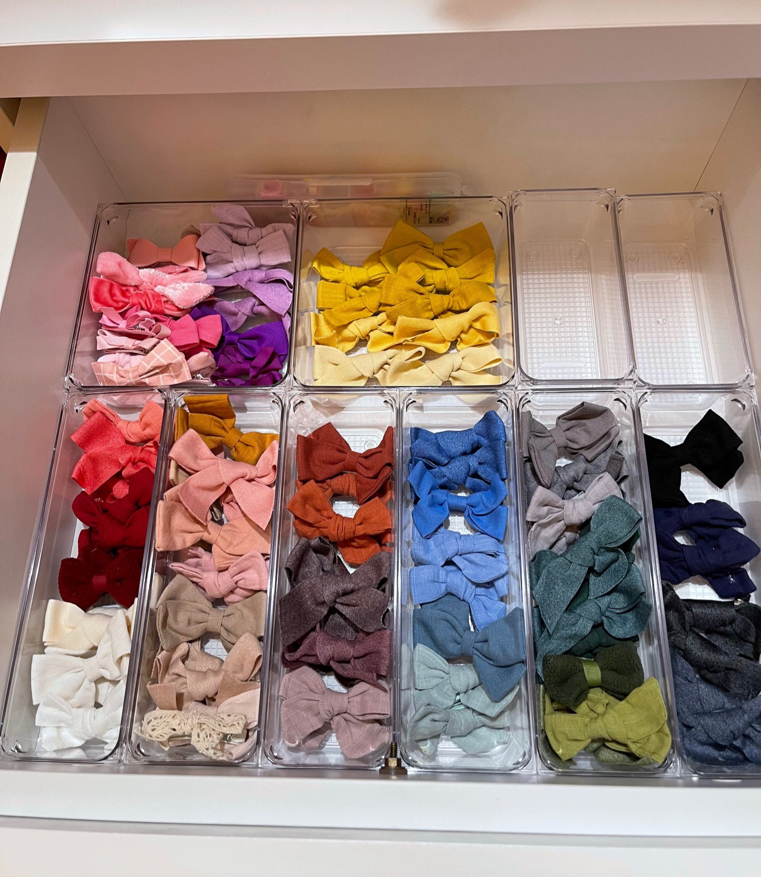 Another great use for our favorite drawer organizers—girls hair bows and clips!

#home #kids #bows #organize

#LTKkids #LTKhome