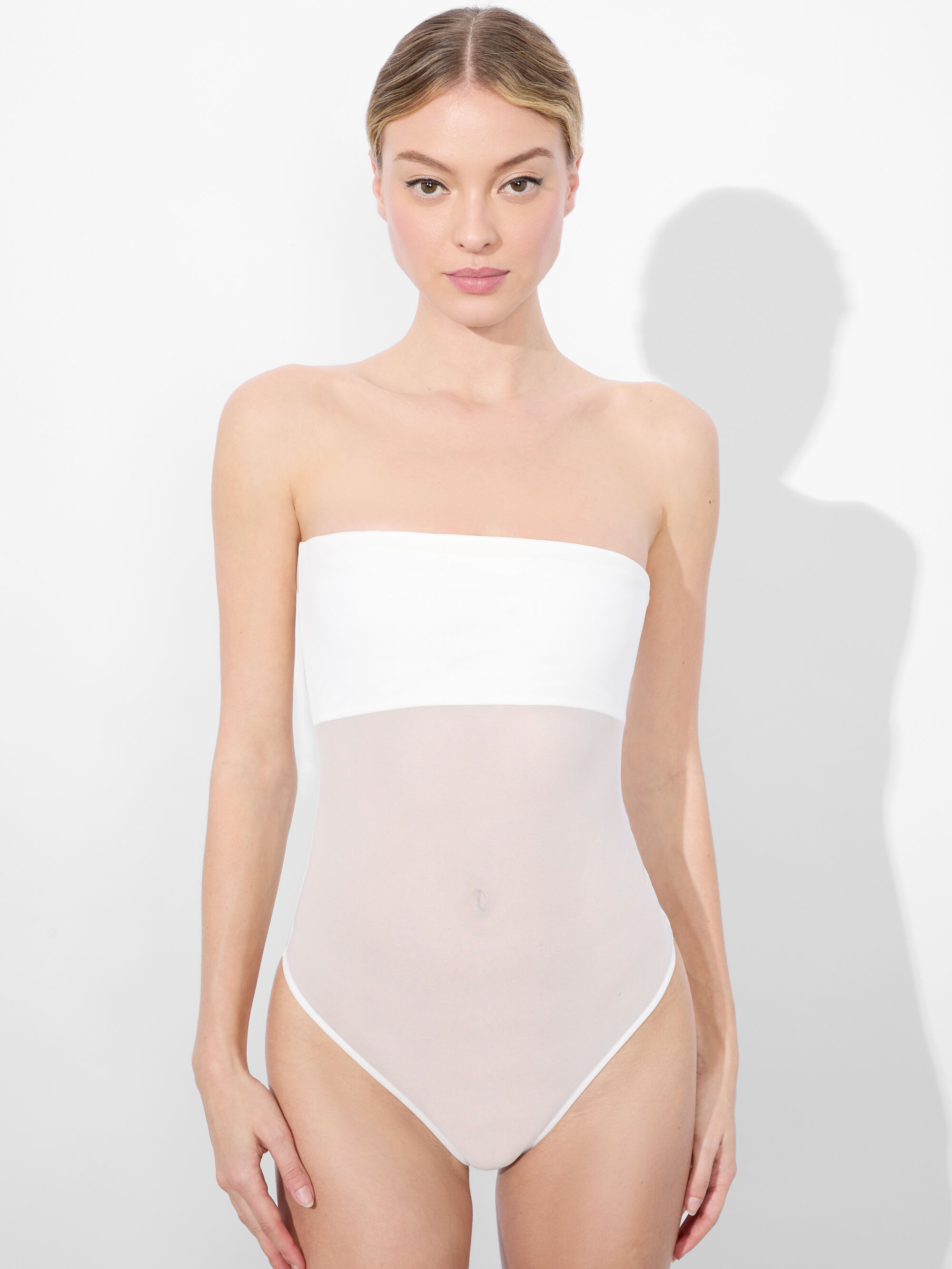 BANDEAU STRAPLESS BODYSUIT | Alice + Olivia