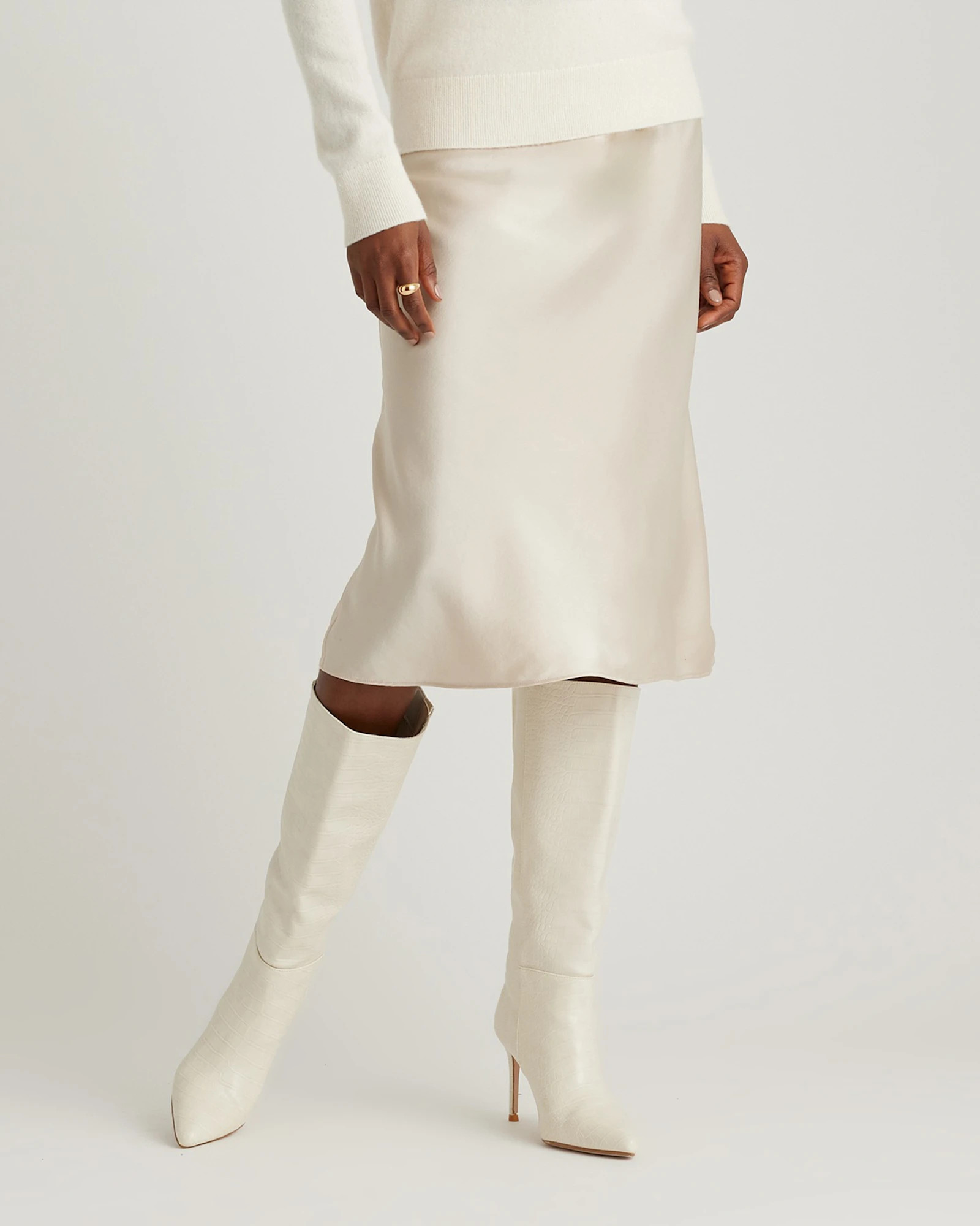 Quince | Women's Skirt in Rose Powder, Size Small, Silk | Quince