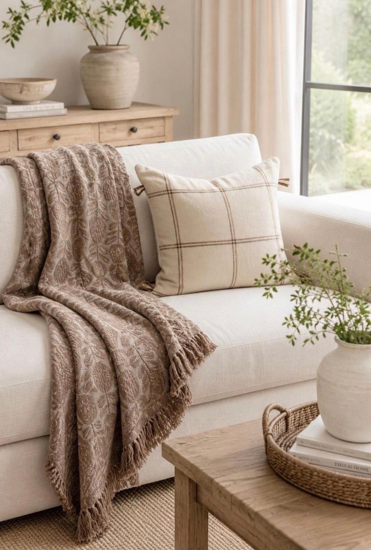 Gorgeous early nods to fall - both blanket and throw pillow are on sale this weekend! 🤎

Throws, early fall decor, throw pillow, fall throw blanket, wayfair sale