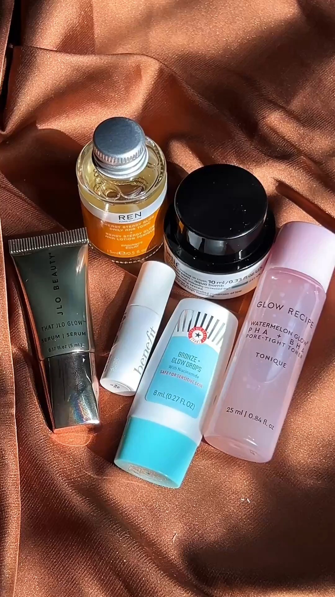 Some minis for your day 🥹🤍

#beauty #minis #skincare #benefit #glowrecipe #firstaidbeauty #belif #renskincare 

#LTKTravel #LTKBeauty