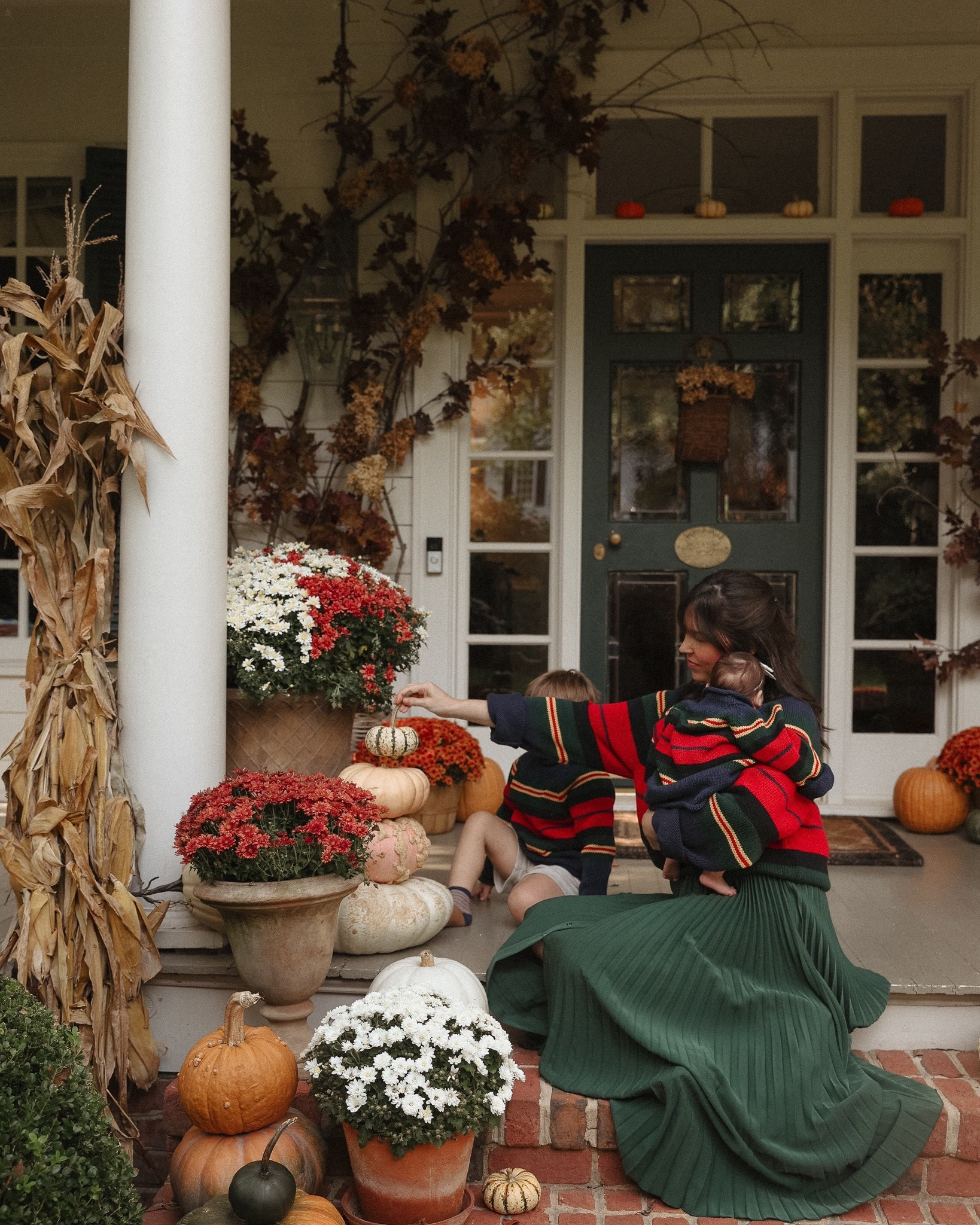 Matching sweaters🤎

#LTKFamily #LTKStyleTip #LTKSeasonal