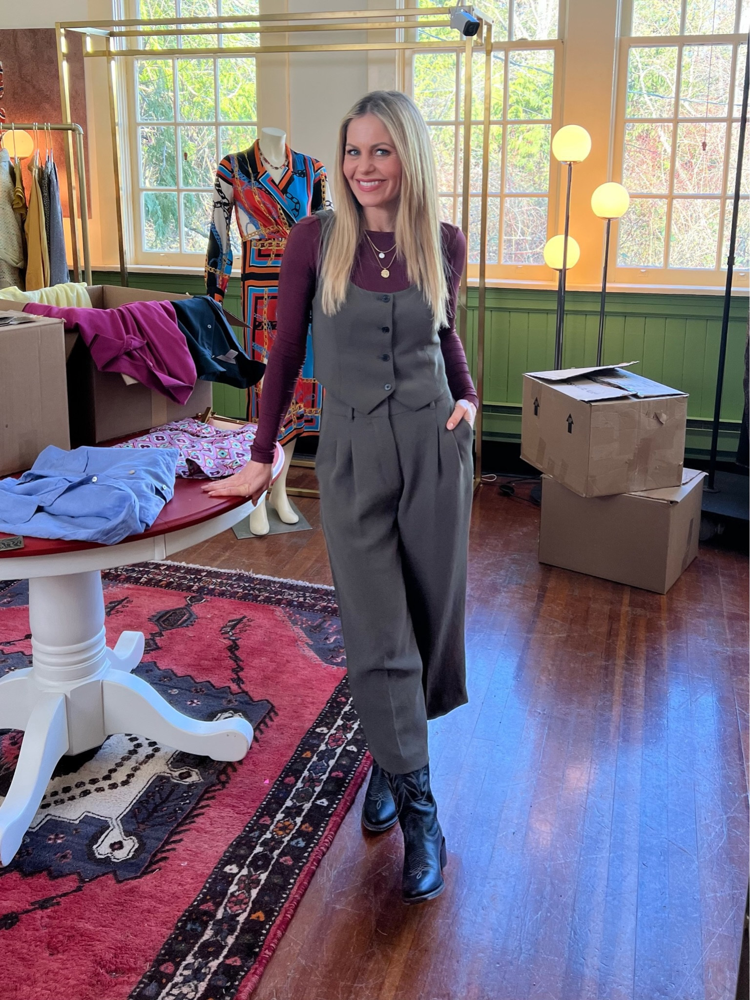 It’s giving office but with cowgirl vibes 🤠.  I cropped the hem on these pants to show off my boots  

#LTKWatchNow #LTKWorkwear #LTKSaleAlert