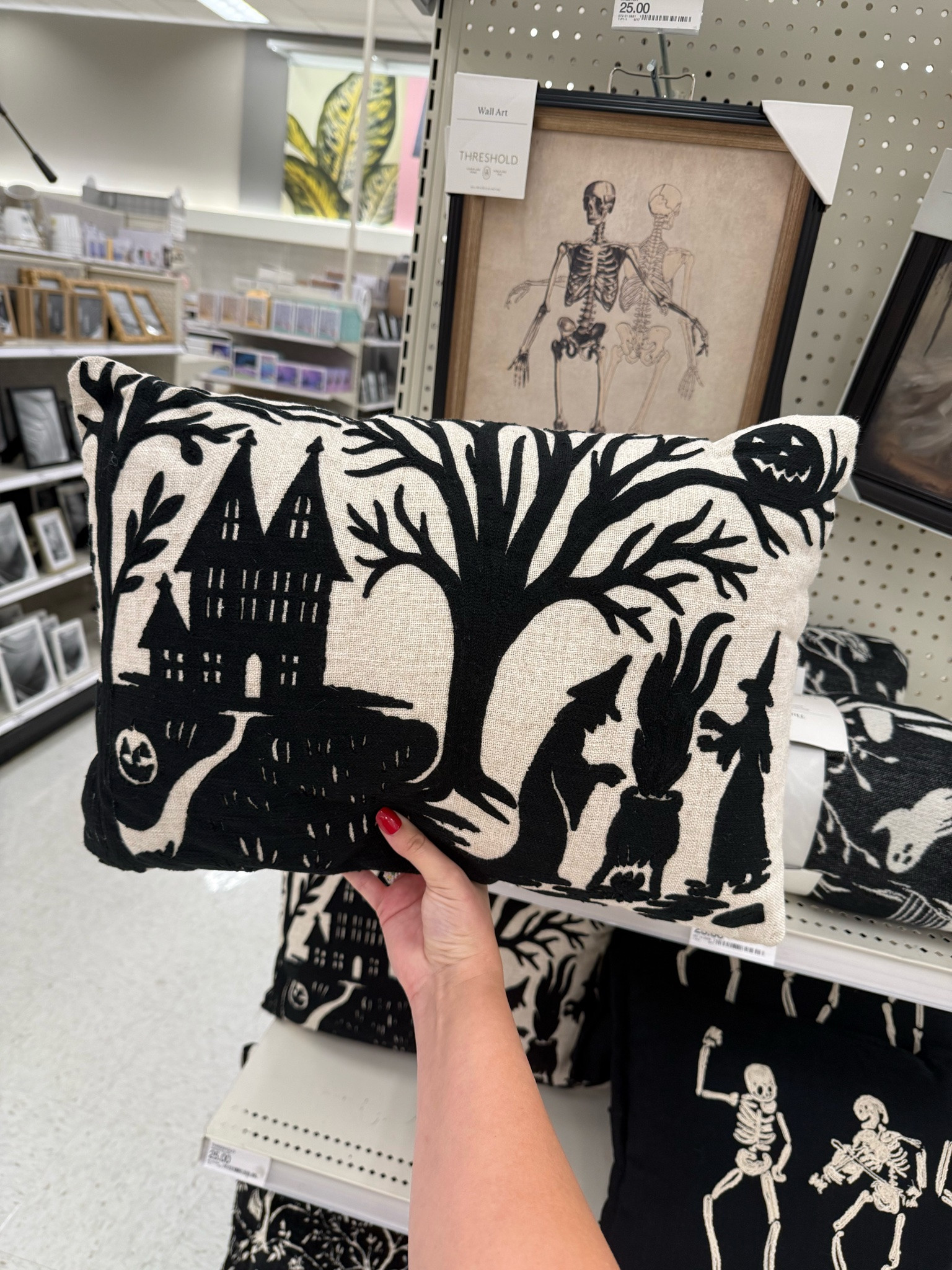 Halloween throw pillow

Halloween decor Halloween home decor spooky decor Target finds Target home

#LTKSeasonal #LTKHome #LTKmomlife