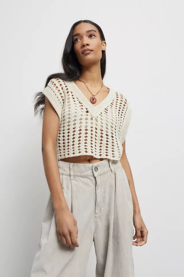 BDG Leigh Cropped Sweater Vest | Urban Outfitters (US and RoW)