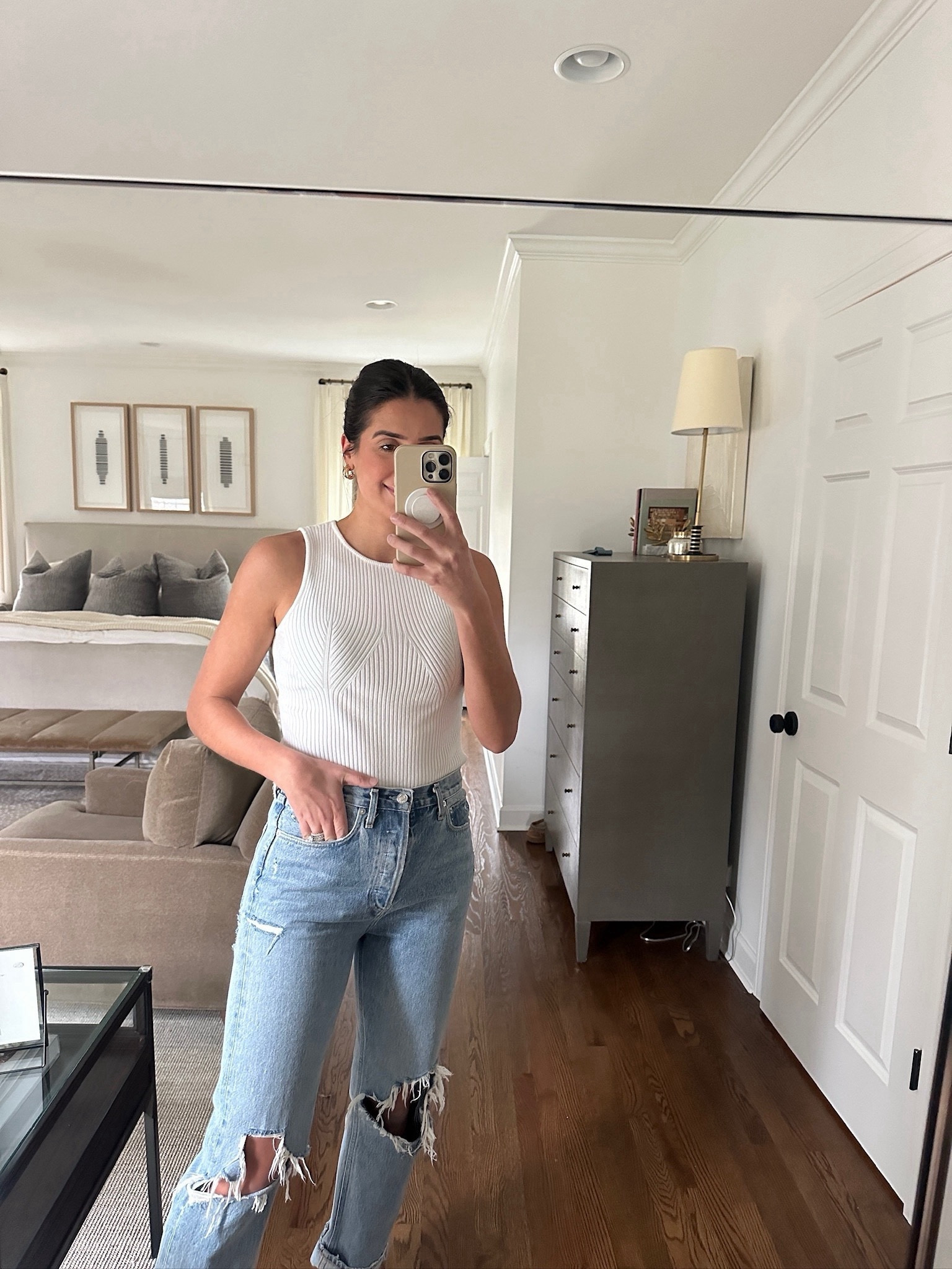 Amazon sweater tank that I am loving for spring!

Amazon finds - Amazon fashion - sweater tank - 90s jeans - white tank - spring outfit - spring clothes

#LTKSeasonal #LTKstyletip