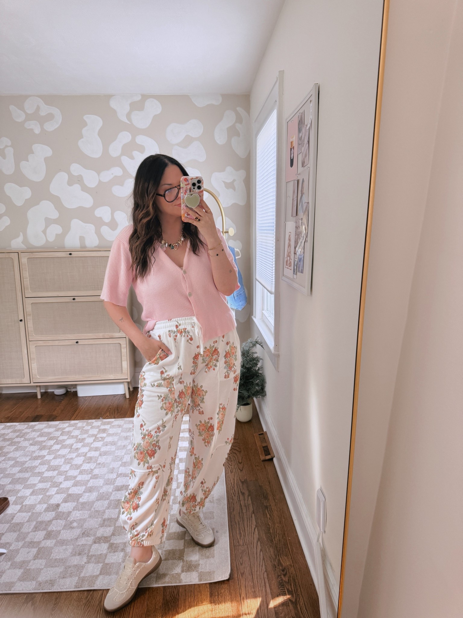 Casual OOTD.. wearing a large in both pieces 

#LTKFindsUnder50 #LTKMidsize #LTKStyleTip