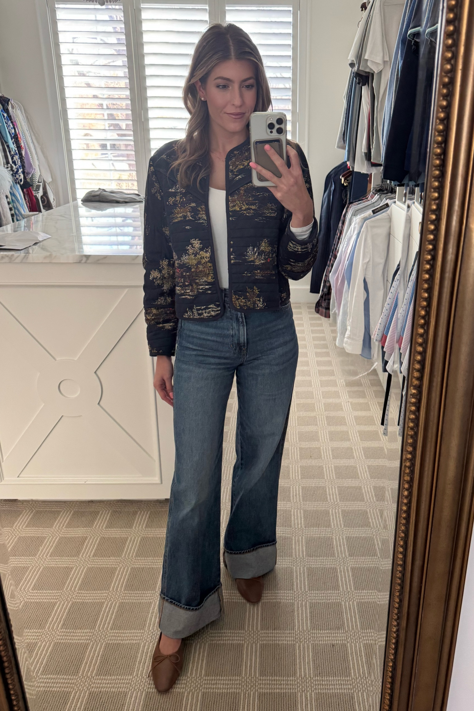 Spring fashion, spring outfit, cuffed jeans, ballet flat, hill house home, spring jacket, navy jacket, Veronica beard jeans

#LTKSeasonal #LTKStyleTip #LTKWorkwear