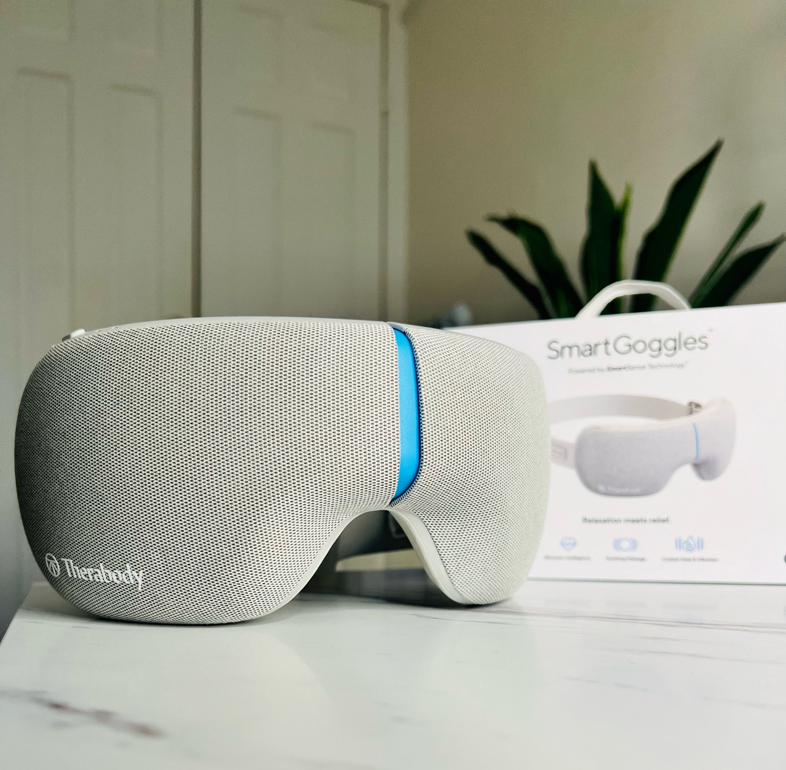 I’m really loving these smart goggles by Therabody. It has massage and heat settings to help release tension. Perfect for meditation, sleep, headaches or anxiety. So relaxing before bed as well! 

#LTKbeauty