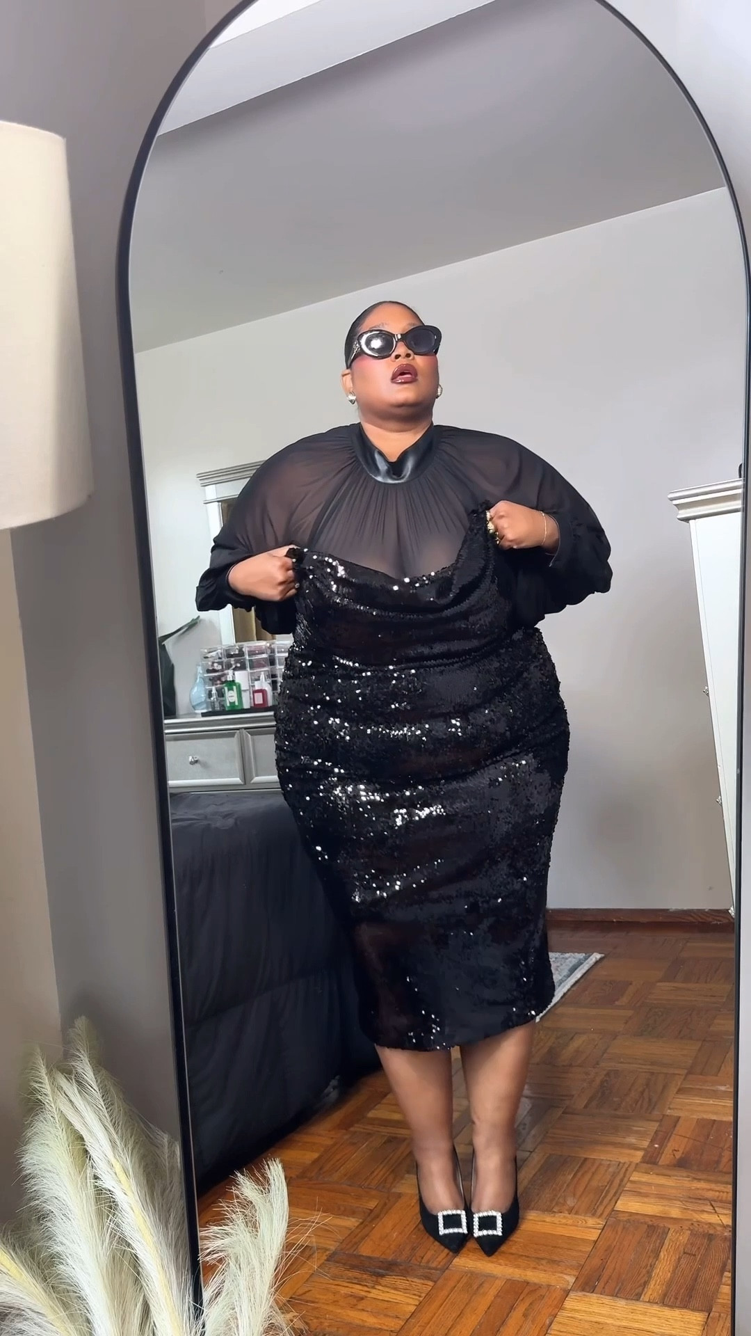 Holiday moodboard for the plus-size/curvy girlies
Which look is your vibe, 1, 2, 3 or 4? 

Comment “Holiday” and I’ll send a link directly to your DMs.

This holiday, we’re making a statement  and showing up as the main event, not a guest.
To me, nothing says statement like Eloquii. 💕


#LTKStyleTip #LTKPlusSize #LTKHoliday