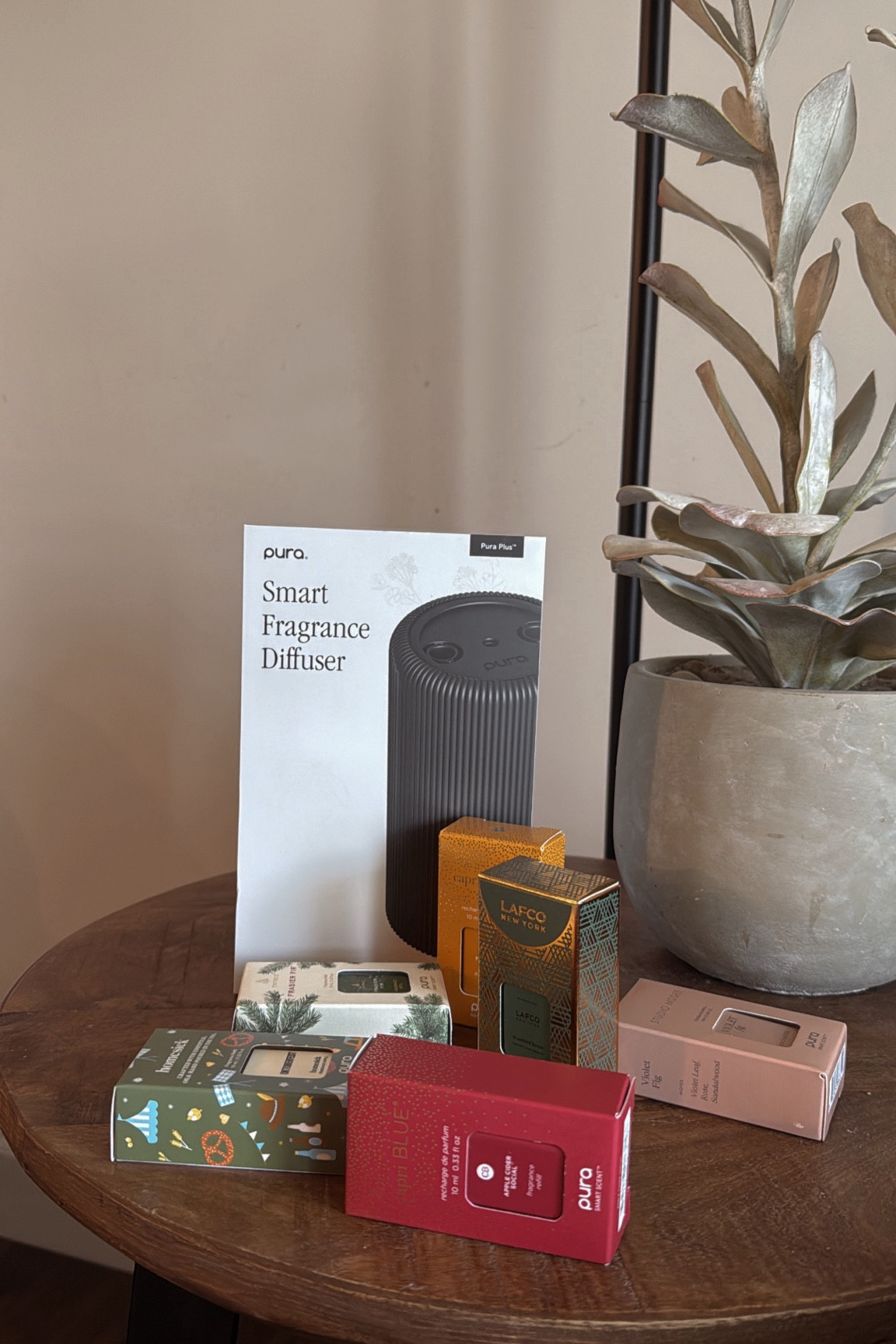 Pura PLUS Smart Fragrance Diffuser #Pura #PuraPartner #ScentTheSeason