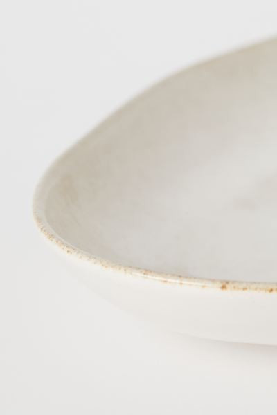 Large stoneware serving dish | H&M (UK, MY, IN, SG, PH, TW, HK)