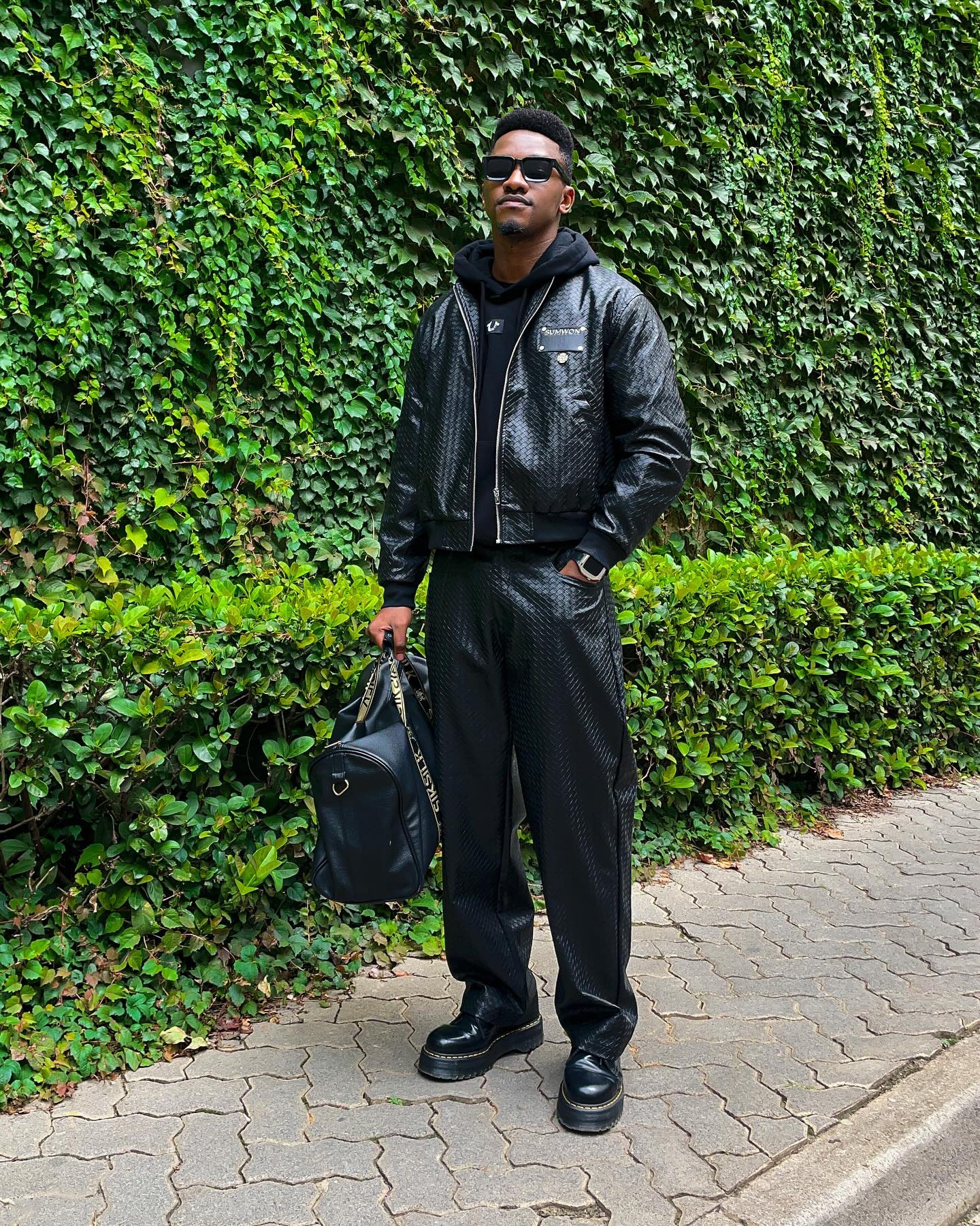 Day 503: What I Wore Yesterday
Minimum effort, Mc🇿🇼mum effect 🖤
🔥 Rocking the SUMWON 
Regular Fit PU Weave Bomber Jacket 
(Which is currently on 65% off)
🆔 46639922
🔗 https://shein.top/tdgioxq
+
Paired with the SUMWON Weave Skater Fit Pant
(Currently on 15% off) 


#LTKFindsUnder50 #LTKSpringSale #LTKMens