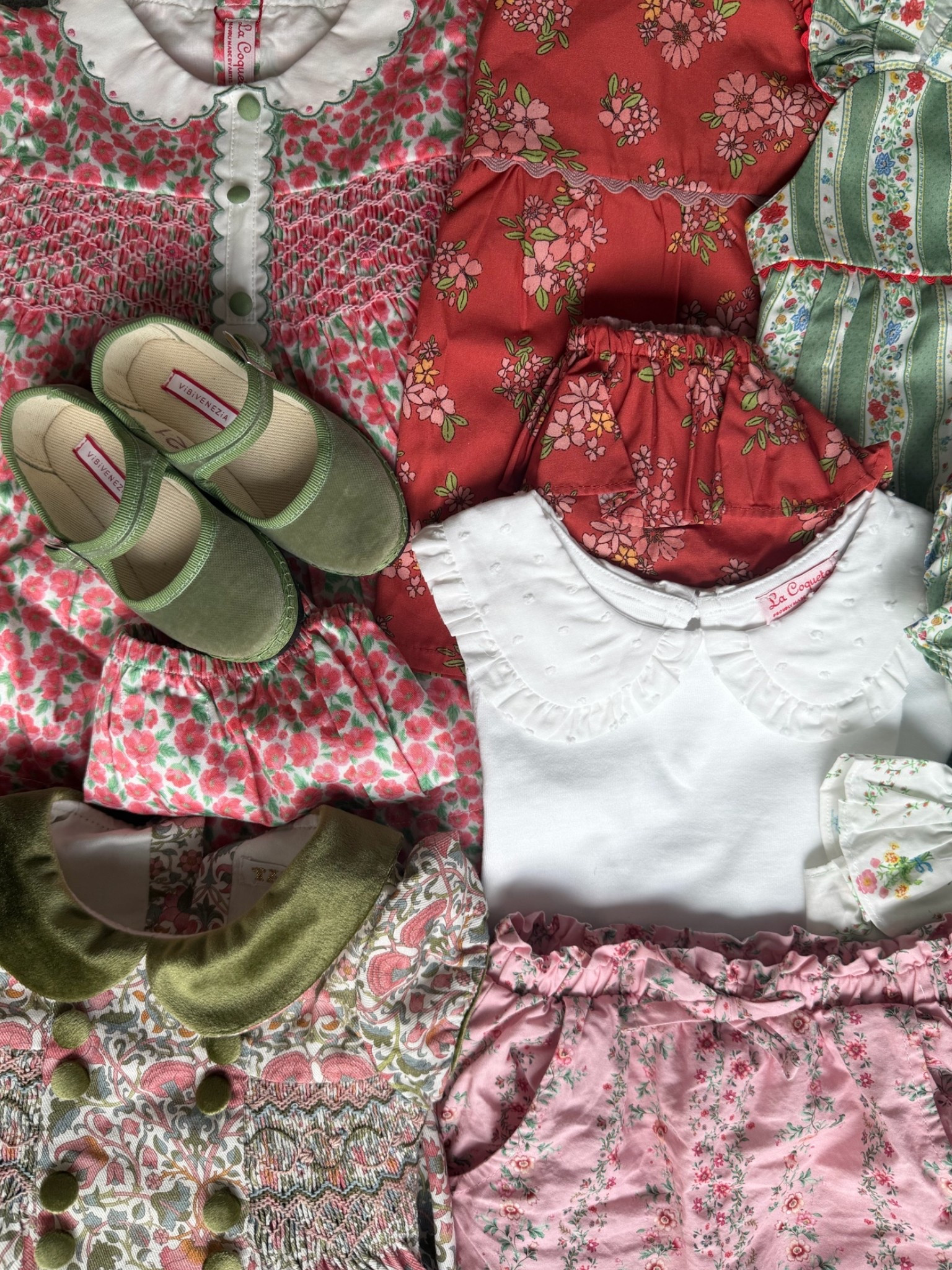 GIRL MUM SERIES: Part 2. A series dedicated to my favourite kids designers.

Five brands to check out:
1. La Coqueta
2. Hill House Home Kids
3. Organic Zoo
4. Rory George 
5. Amaia Kids