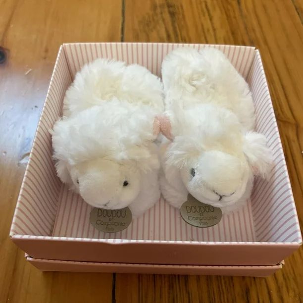 Doudou Et Compagnie ~ Lamb Baby Bootie Slippers White Soft Fur 3mos - Walmart.com | Walmart (US)