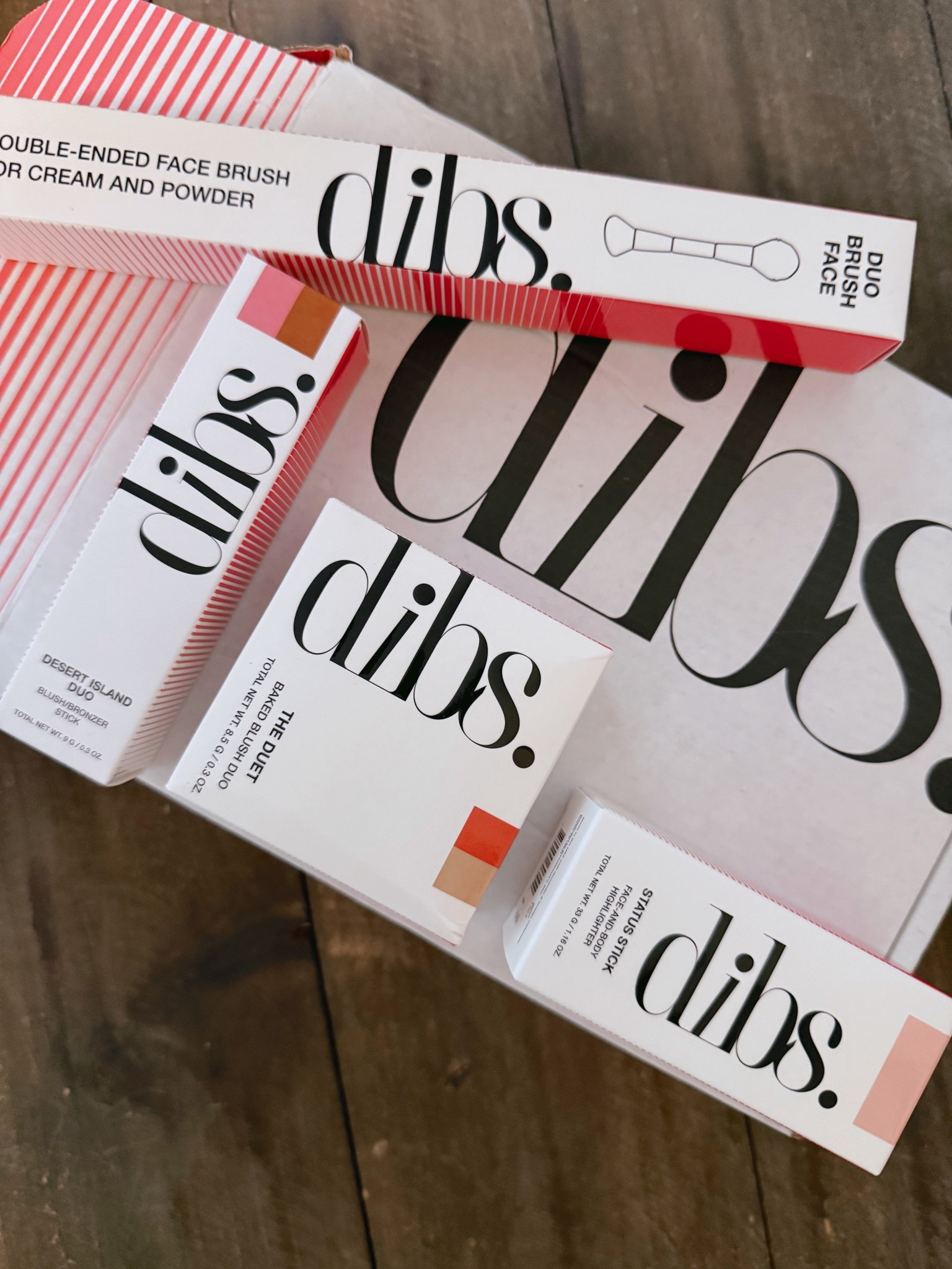 The exact DIBS products I now use and love! 🤍👏🏼

✨ DESERT ISLAND DUO: Shade 2.5 - Cool Girl / No Shade
✨STATUS STICK: High Road Highlight 
✨THE DUET: Starstruck
✨DUO FACE BRUSH 

#LTKFindsUnder50 #LTKStyleTip #LTKBeauty