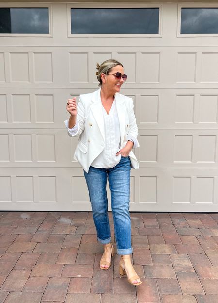 The perfect white blazer, boyfriend jeans and heels. Spring look.
Use my code JONA10 for the blazer.

#LTKfindsunder100 #LTKover40 #LTKstyletip