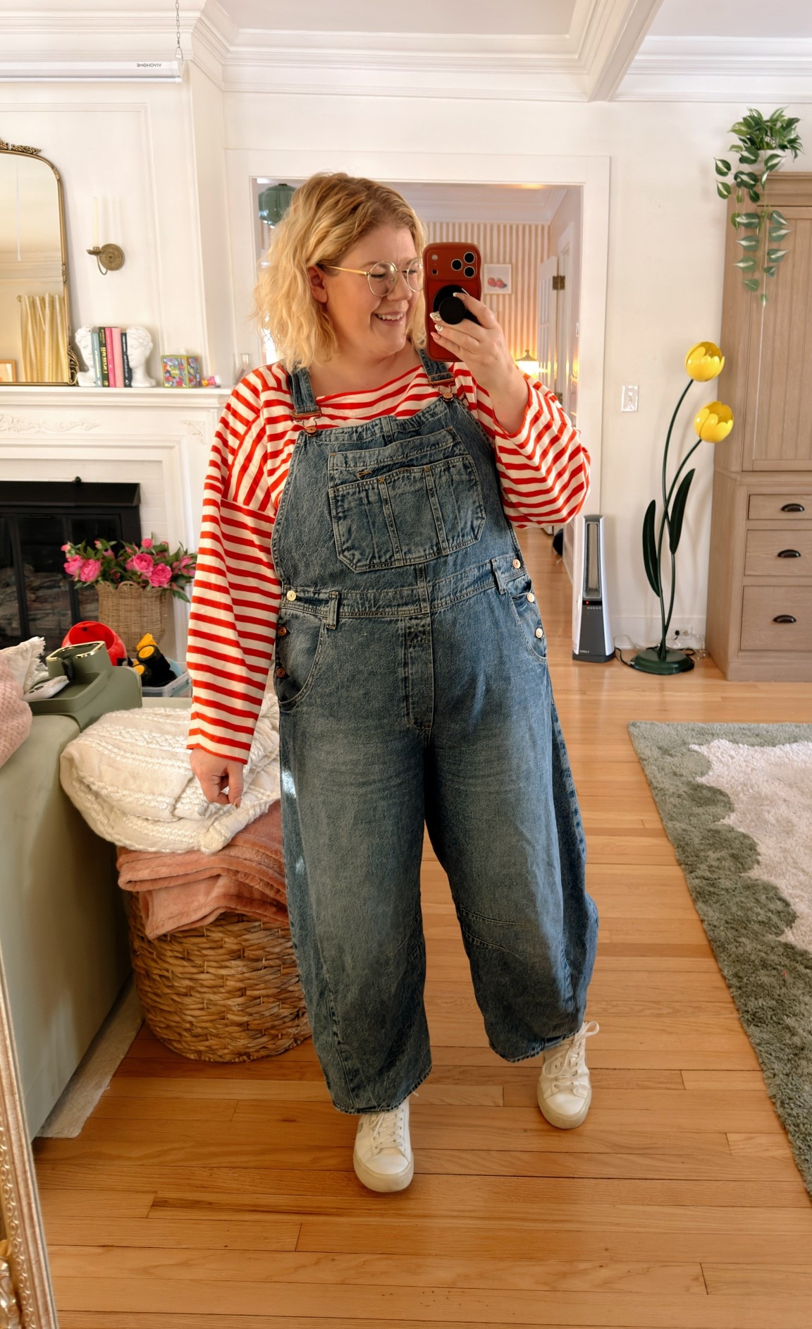 Mini road trip outfit! Wearing XL in both 