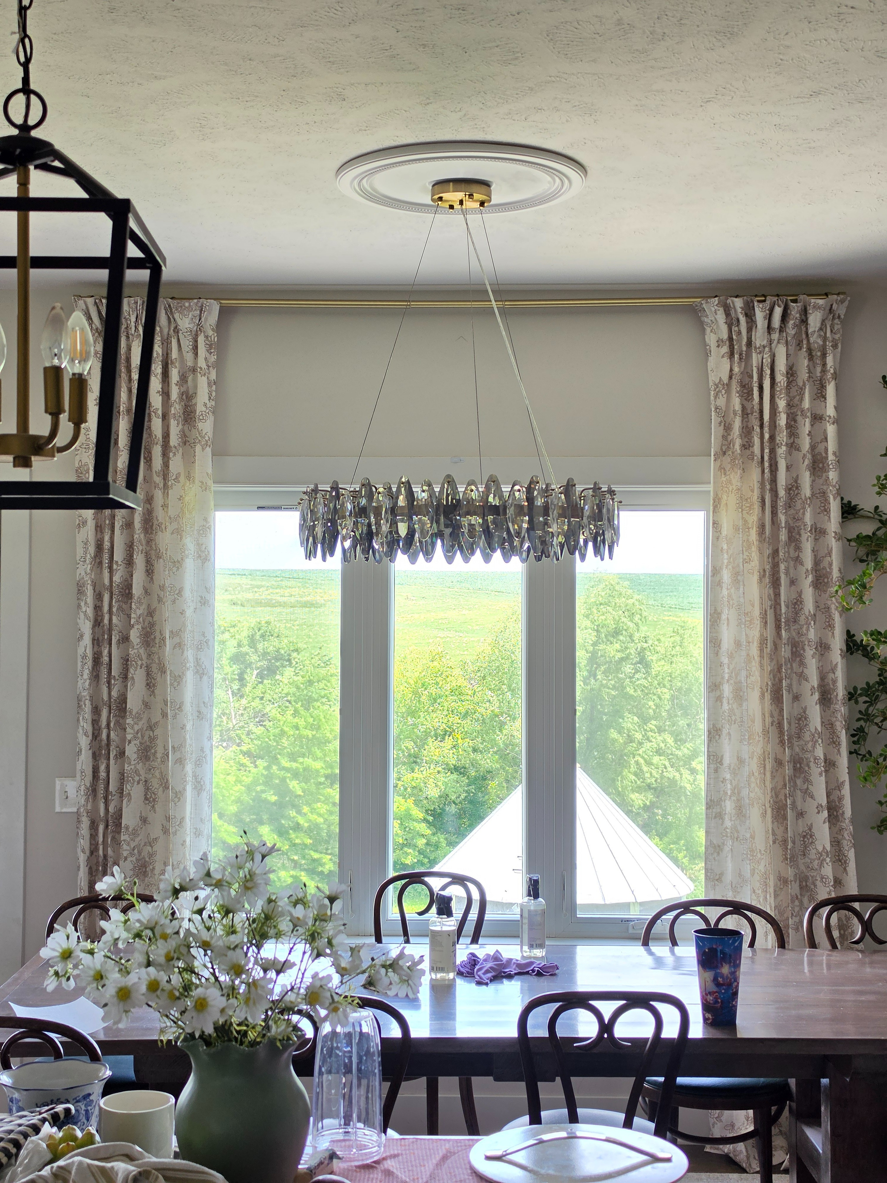 I just added curtains in my dining nook. Why didn't I do this sooner?

#LTKHome #LTKSeasonal #LTKOver40