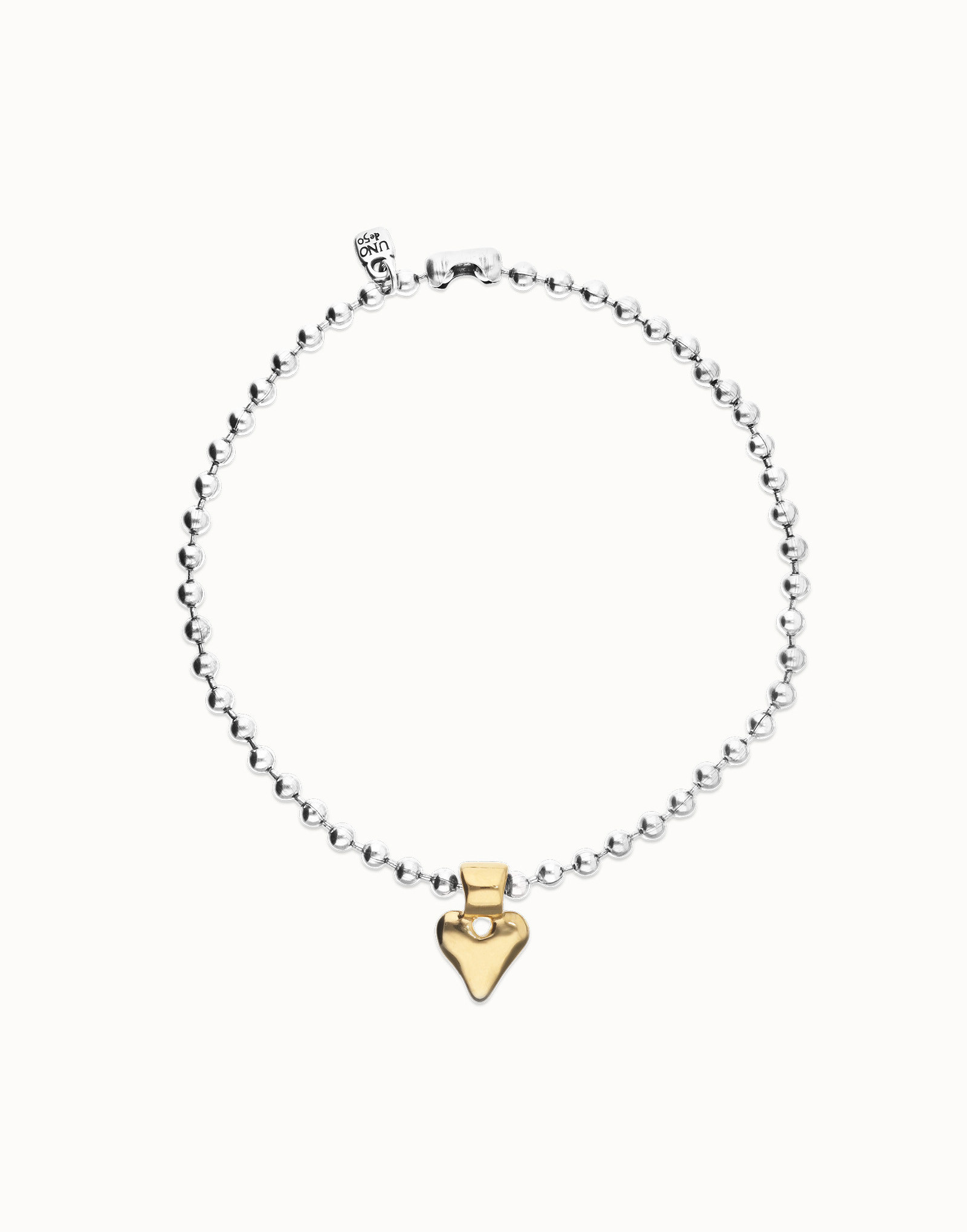 Beaded short necklace with heart detail | UNOde50