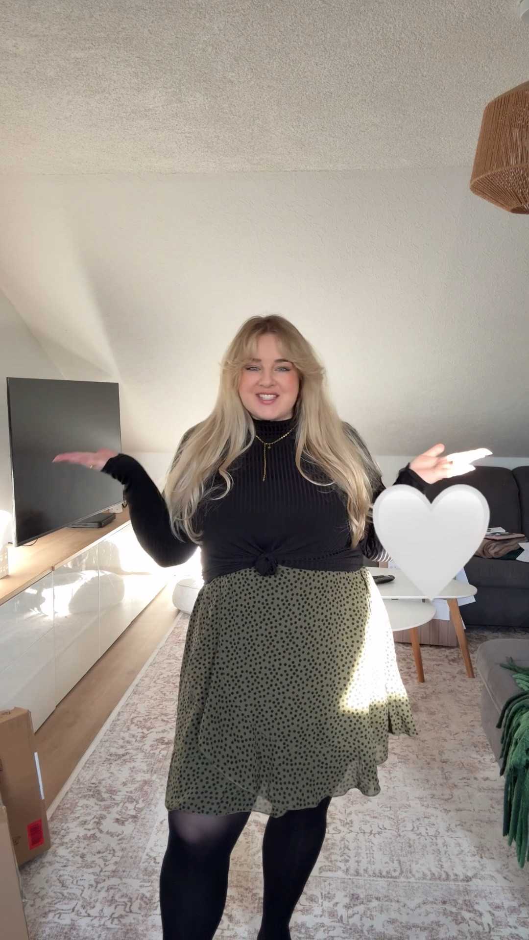 Kleidermädchen 🖤

#kleider #plussizefashion #pullover #styletip #winter

#LTKkleider #LTKeurope #LTKstyletip