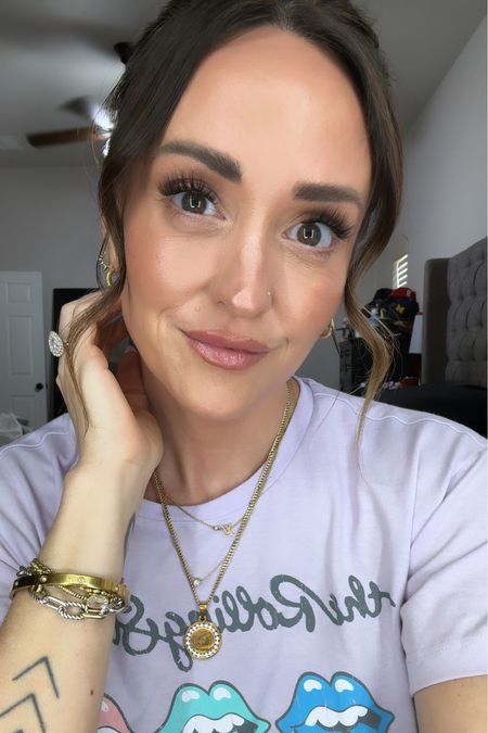Todays makeup look. It’s been fun getting ready and actually using my diff products. It will be linked to the exact shade I used   

#LTKbeauty #LTKover40 #LTKstyletip