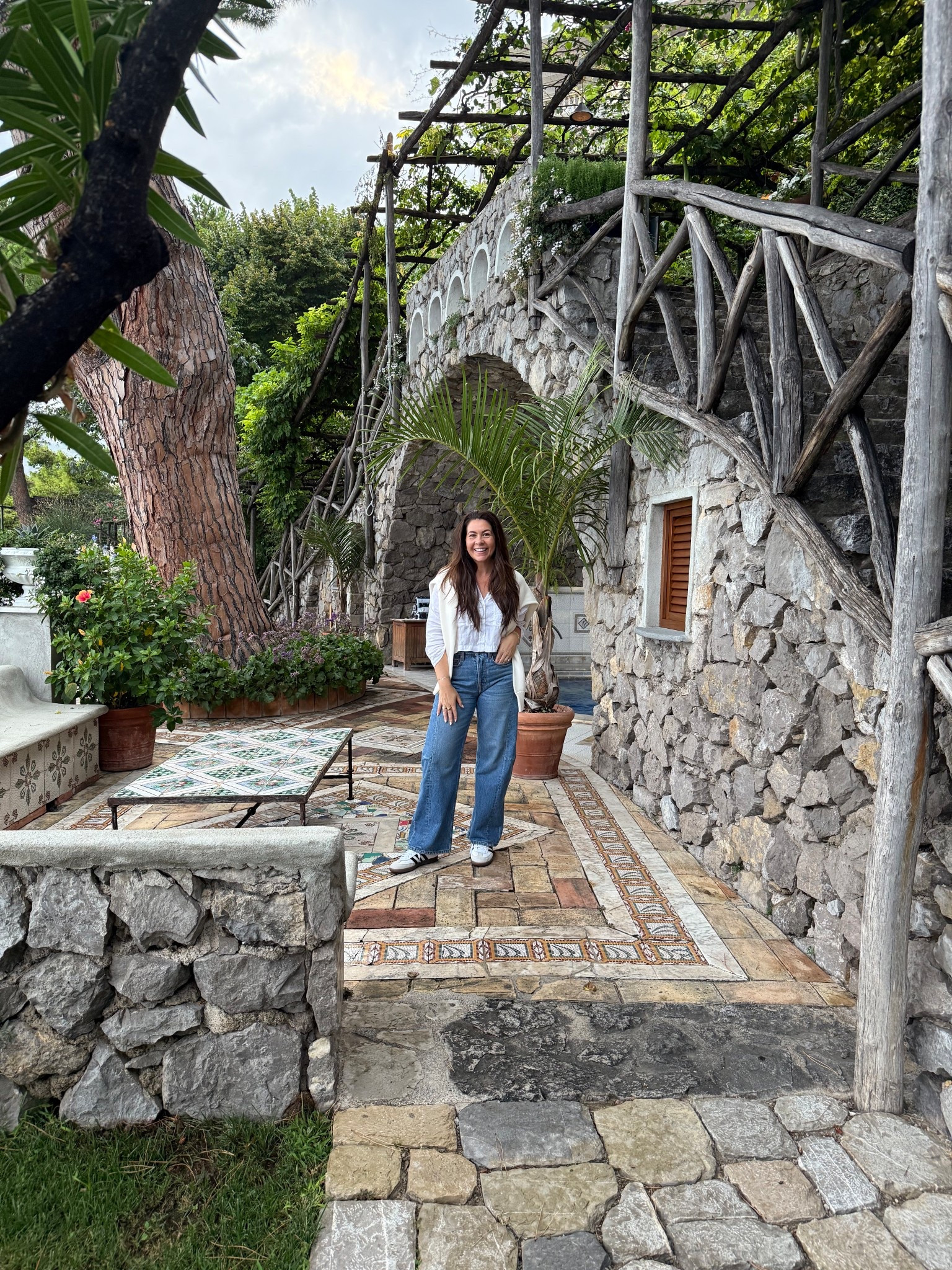 Arrival day outfit to Amalfi Coast (airport outfit). 

#jeans #sneakers #airportoutfit #traveloutfit  

#LTKStyleTip #LTKTravel #LTKWorkwear