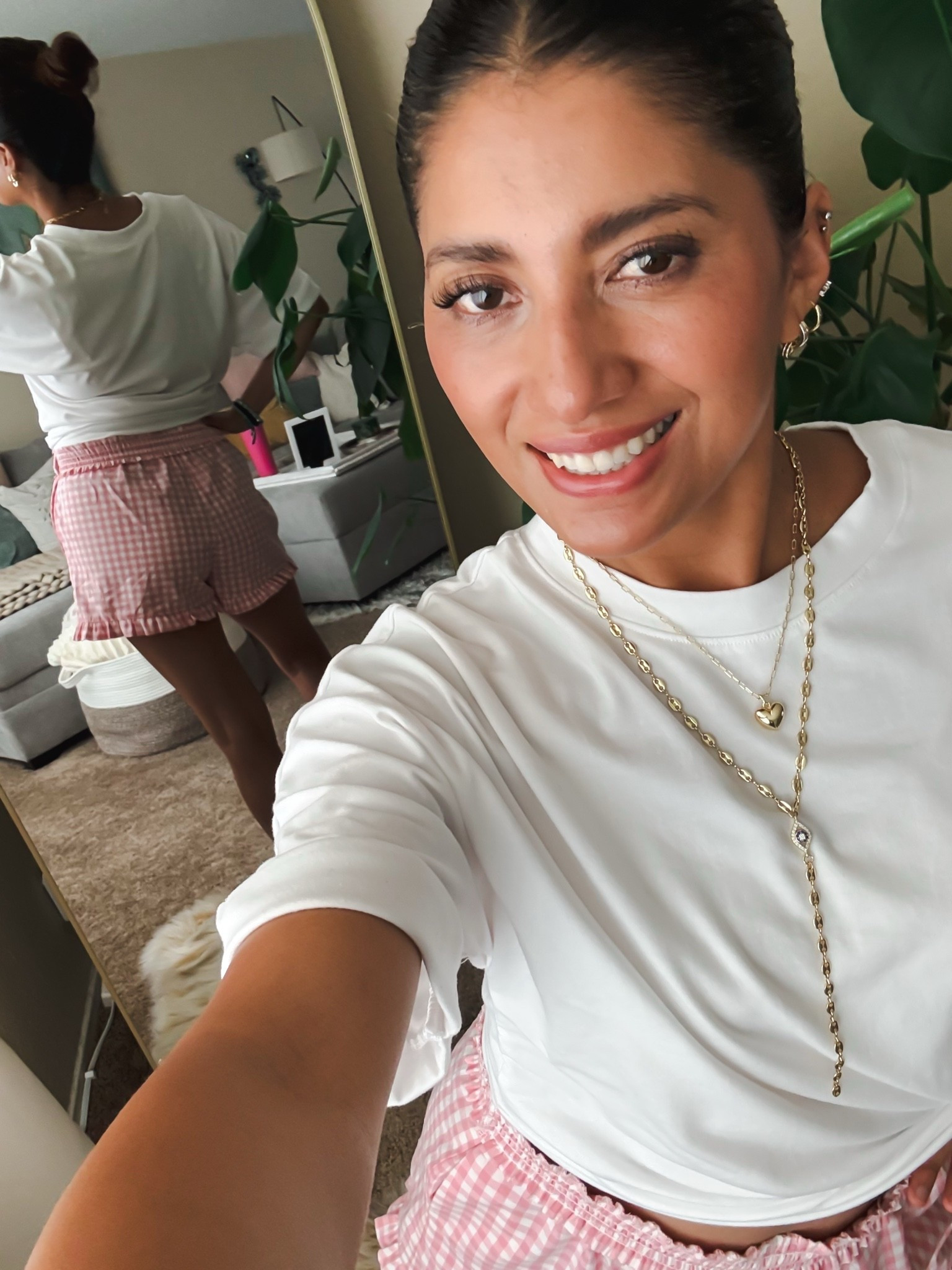Easy everyday outfit but make it chic 🤍✨
I styled this oversized tee tucked under my bra for that effortless, cinched look (trust me… game changer 🙌). Paired it with these lightweight gingham pants for the perfect casual + put-together vibe.

This is my go-to for running errands, coffee runs, or just feeling cute and comfy without trying too hard. Add a statement sunglass + pop of color bag and you’re instantly elevated 💙

Everything is easy to mix, match, and rewear all season long!


casual outfit, everyday style, oversized tee outfit, t shirt styling hack, tucked shirt trick, gingham pants outfit, spring outfit ideas, summer casual look, mom style outfit, effortless chic outfit, comfy outfit ideas, relaxed fit outfit, neutral outfit with pop of color, street style casual, minimal chic outfit, airport outfit idea, coffee run outfit, laid back fashion, simple outfit inspo

#casualstyle #everydayoutfit #ootdstyle #springoutfits #summerstyle #effortlessstyle #momstyle #comfychic #outfitinspo #ltkstyle #ltkfashion #amazonstyle #ginghamstyle #neutralstyle #streetstyle

#LTKootd #LTKgrwm #LTKSeasonal